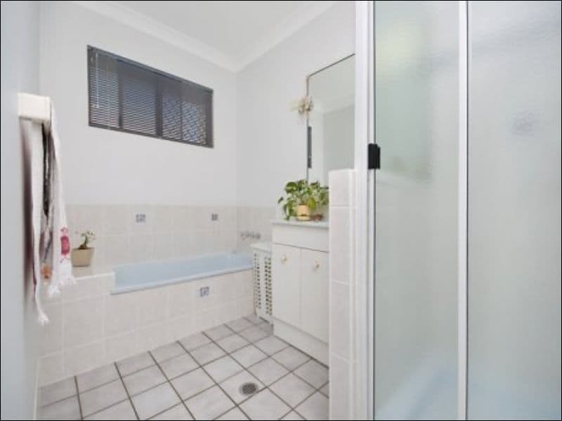 35 Greenwood Drive, KIRWAN QLD 4817, Kirwan - Thumbnail 6