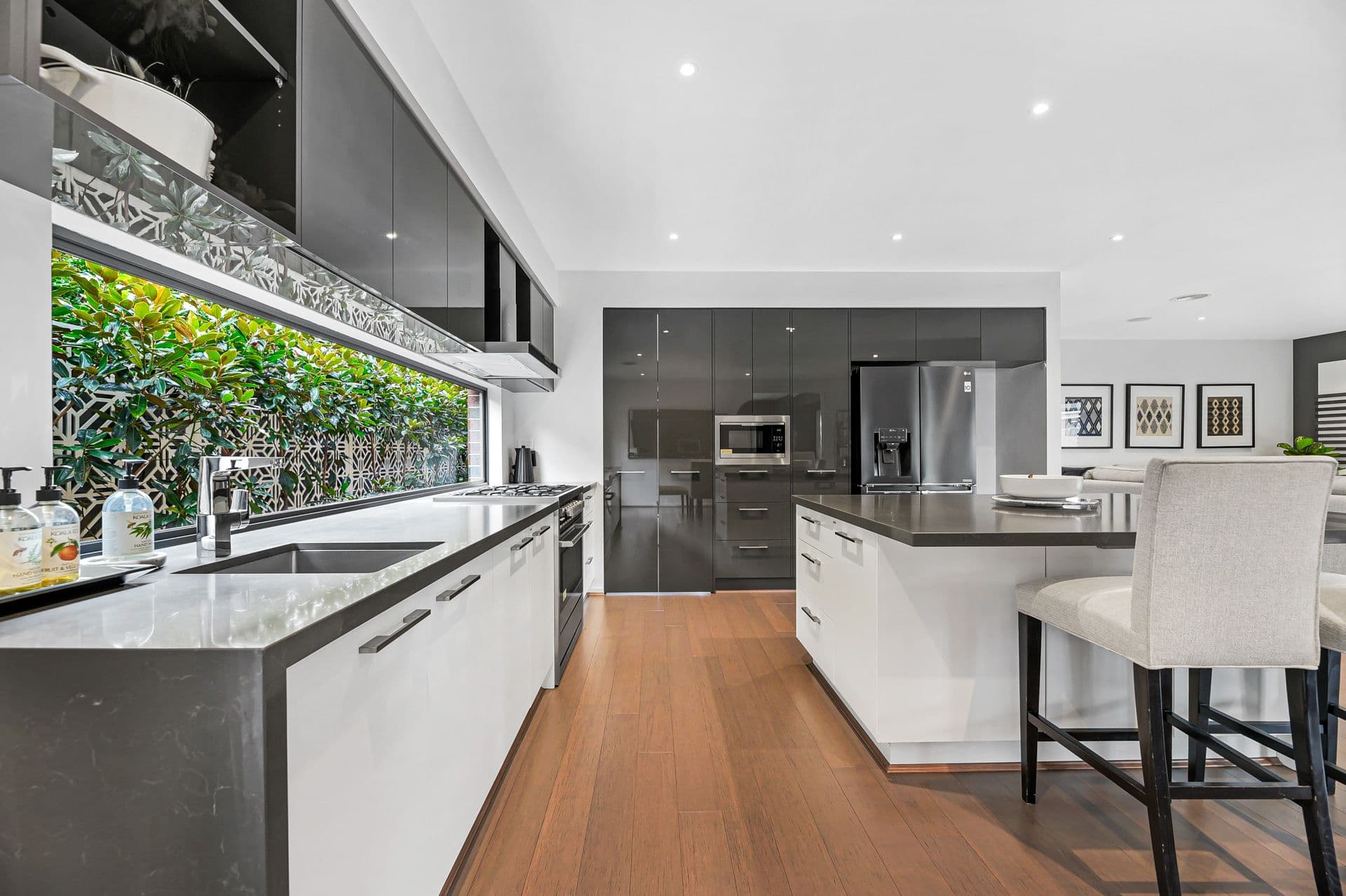 20 Welsh Crescent, Clyde North VIC 3978, Clyde North - Thumbnail 5