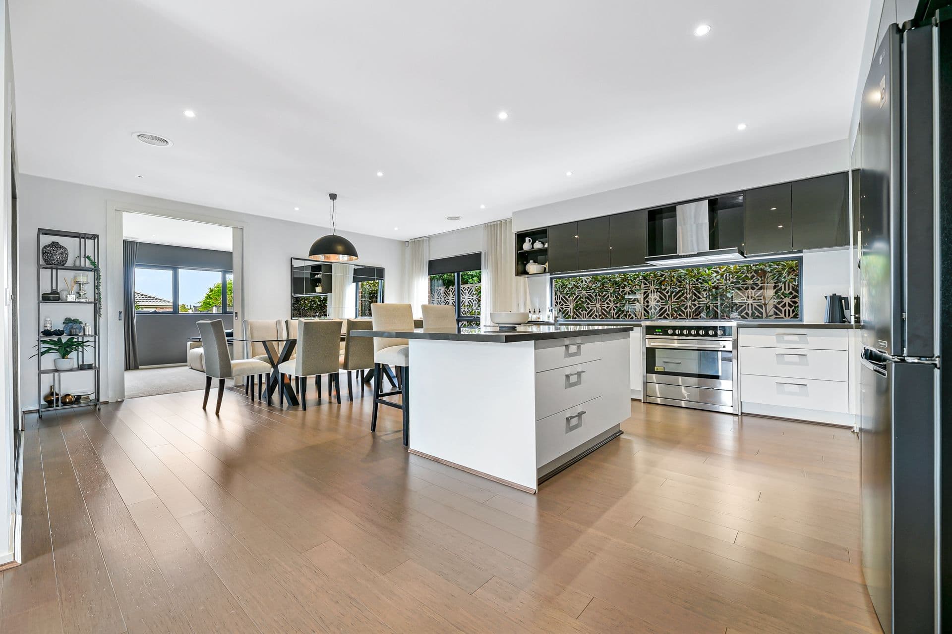 20 Welsh Crescent, Clyde North VIC 3978, Clyde North - Thumbnail 6