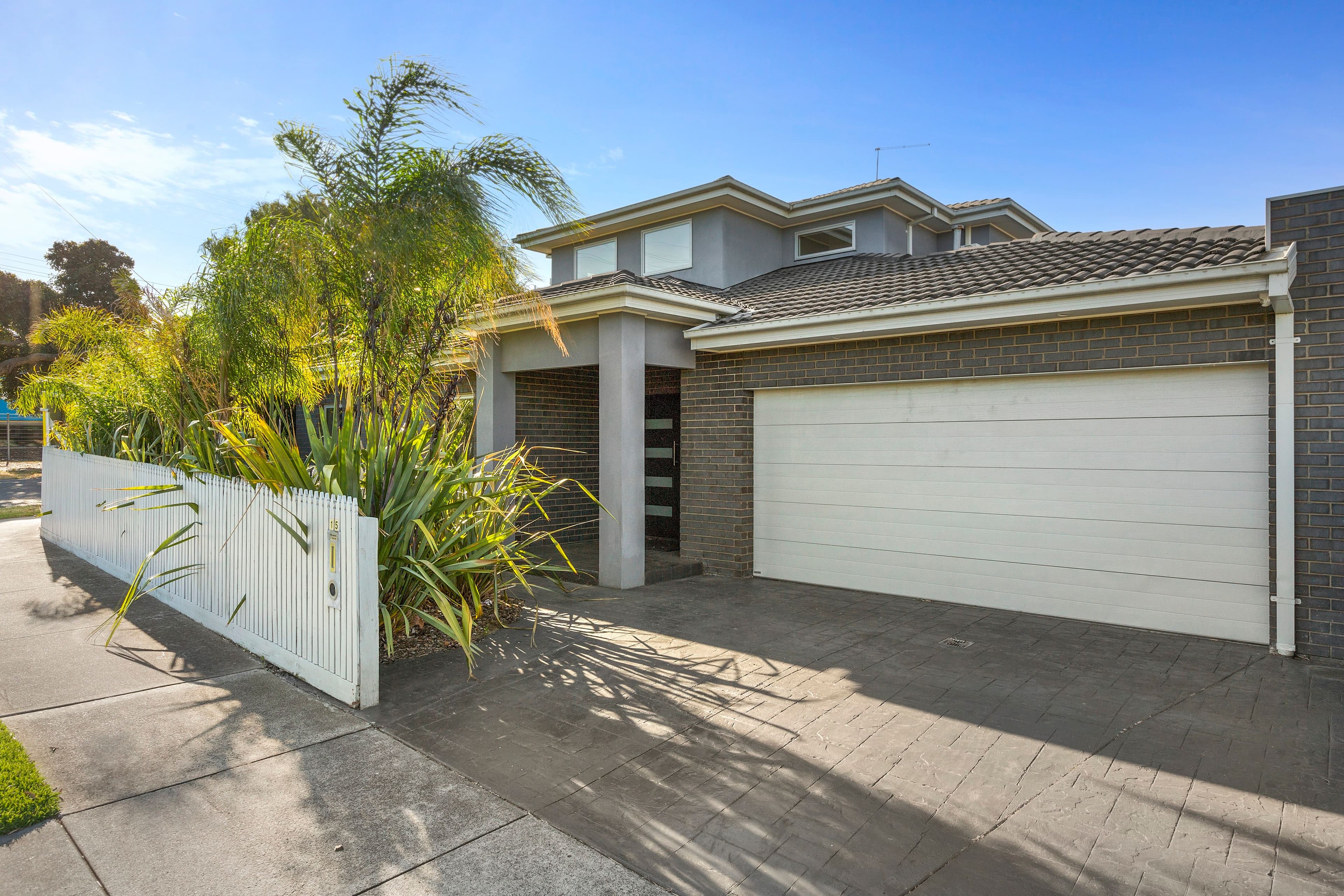 15 Albert Street, Mordialloc VIC 3195, Mordialloc - Image 1