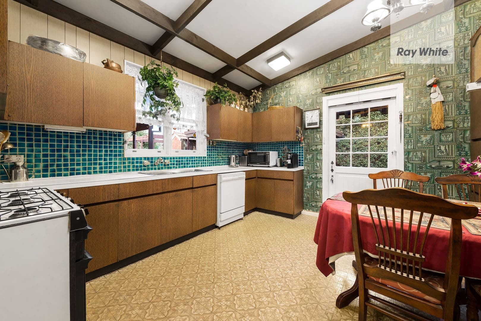 40 Leamington Street, Reservoir VIC 3073, Reservoir - Thumbnail 5