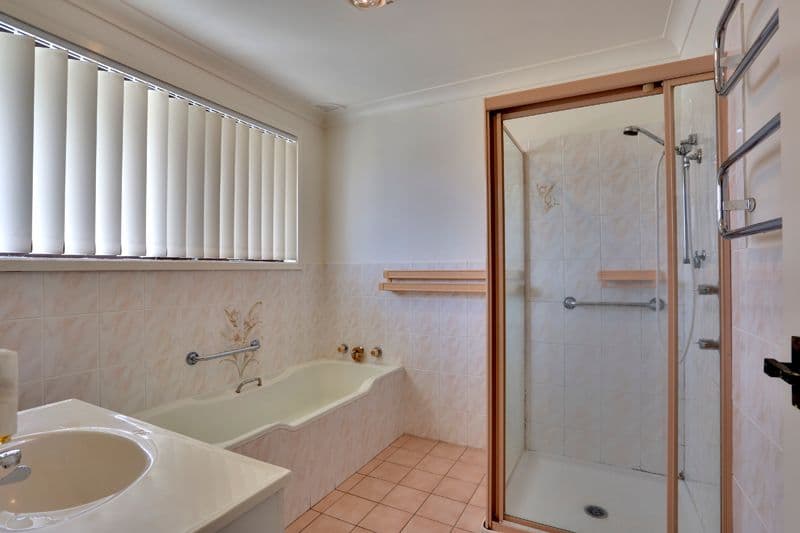 82 Kathleen White Crescent, Killarney Vale NSW 2261, Killarney Vale - Thumbnail 8