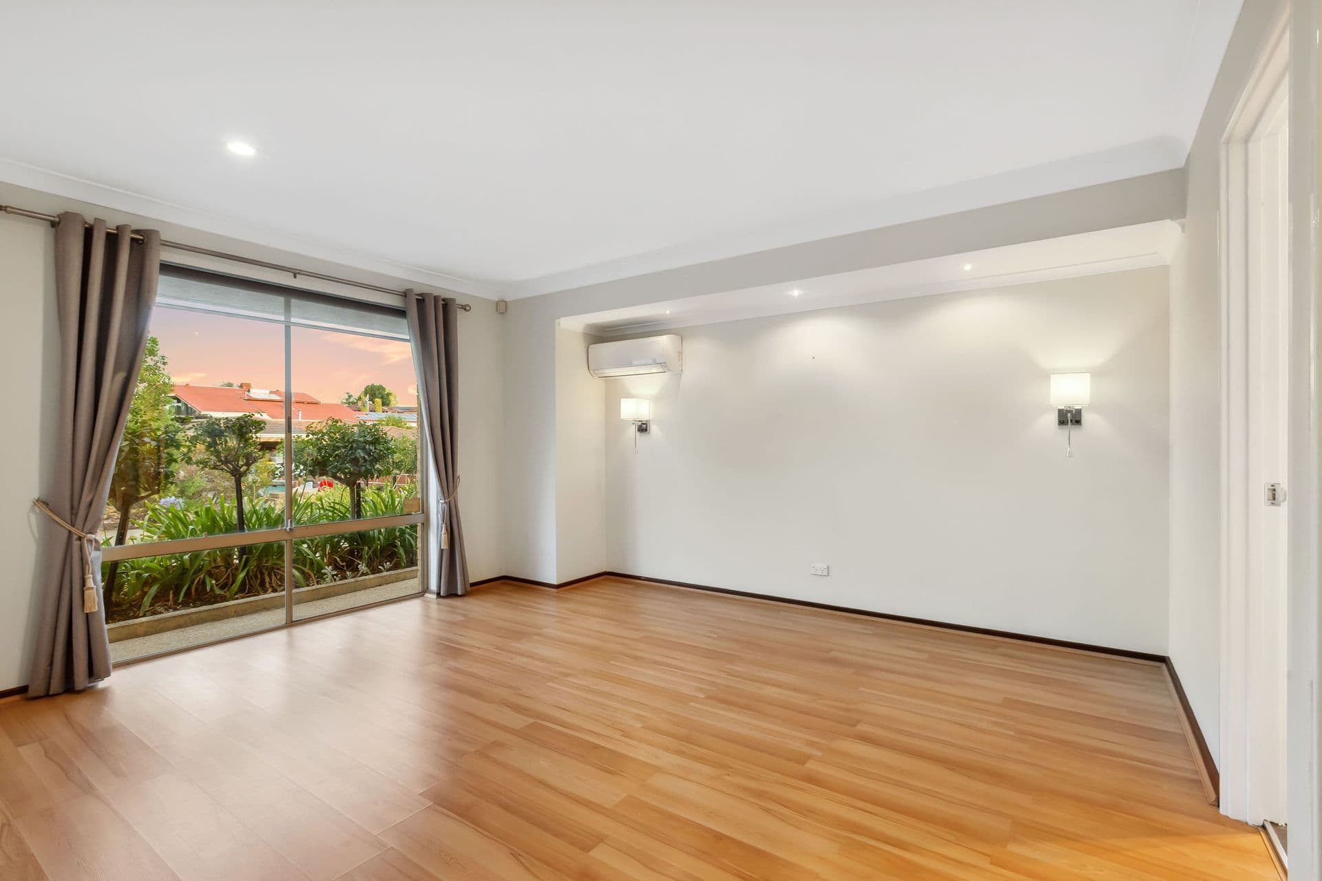 73 Gracechurch Crescent, Leeming WA 6149, Leeming - Thumbnail 6