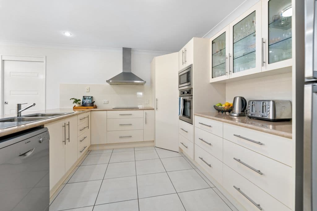 6 Carramar Court, D'aguilar QLD 4514, D'Aguilar - Thumbnail 4