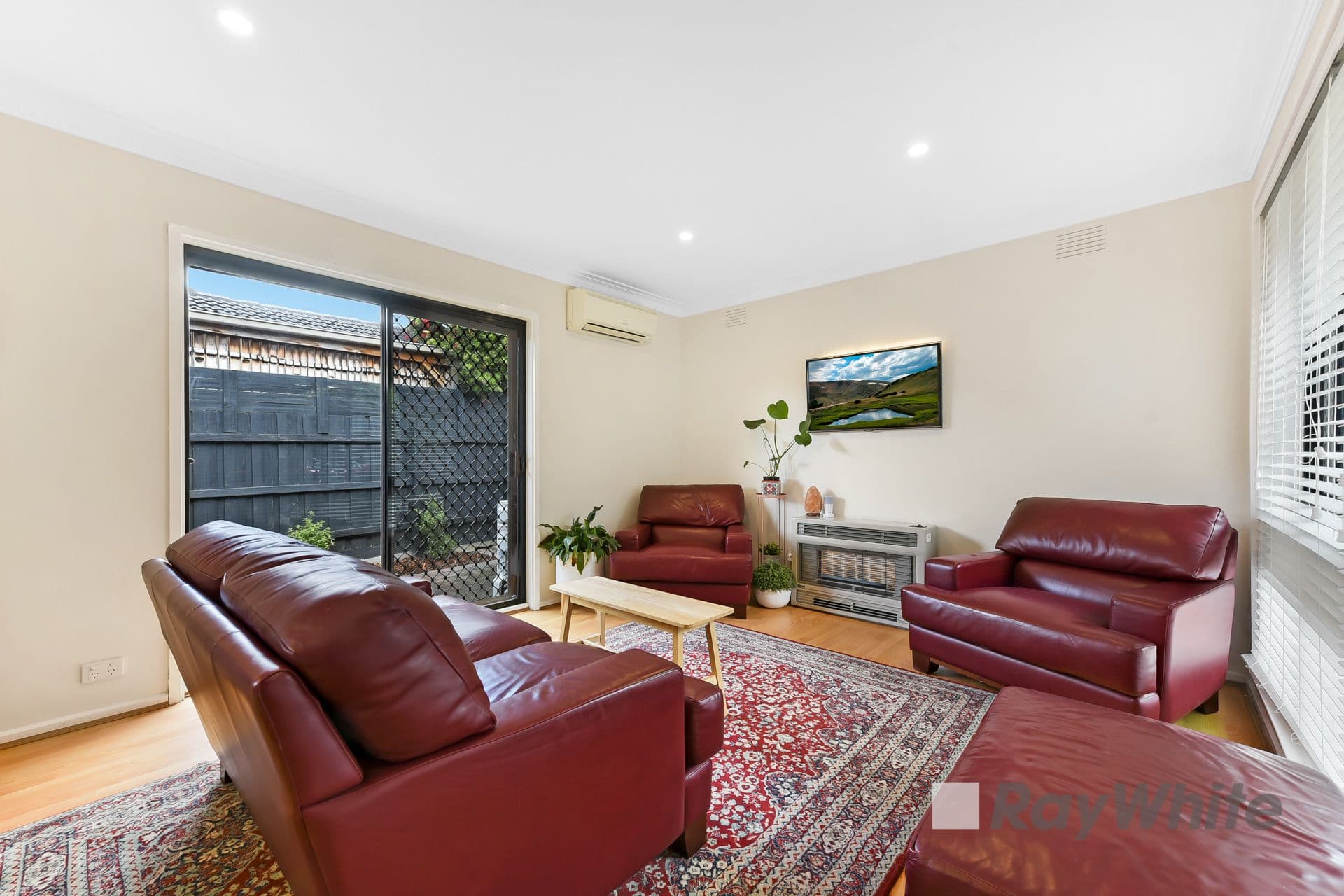 22 Bruce Street, Dandenong VIC 3175, Dandenong - Thumbnail 2