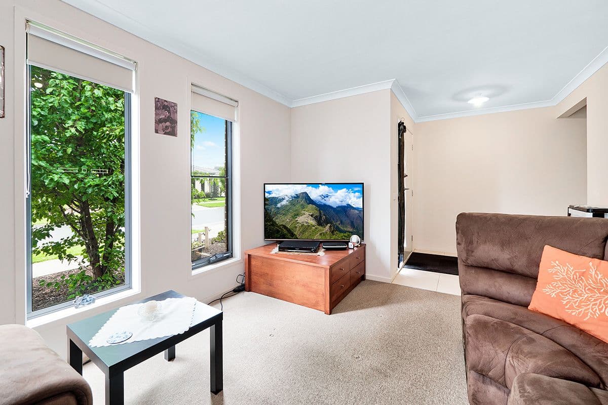 55 Stark Circuit, Cranbourne East VIC 3977, Cranbourne East - Thumbnail 3