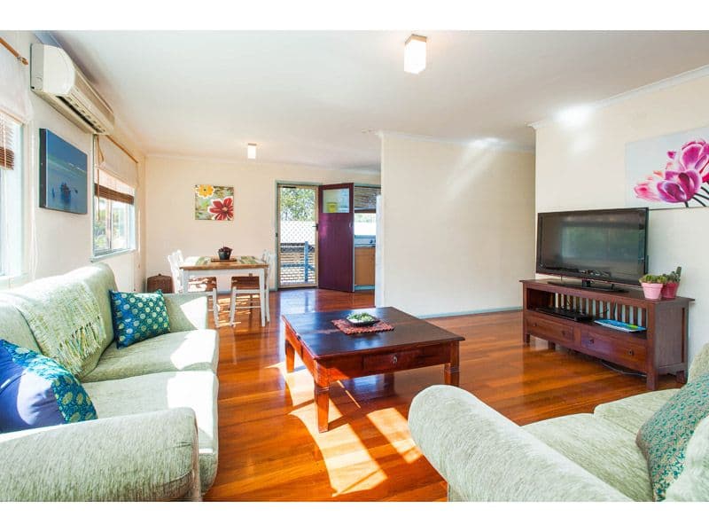 111 Perkins Street, UPPER MOUNT GRAVATT QLD 4122, Upper Mount Gravatt - Thumbnail 2