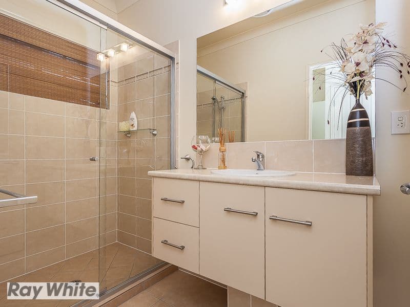 11 Whitebeech Court, NORTH LAKES QLD 4509, North Lakes - Thumbnail 8