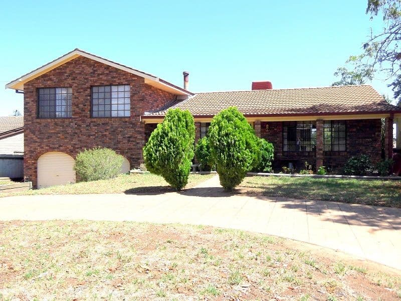 27 Wollowra Street, Cowra NSW 2794, Cowra - Image 1