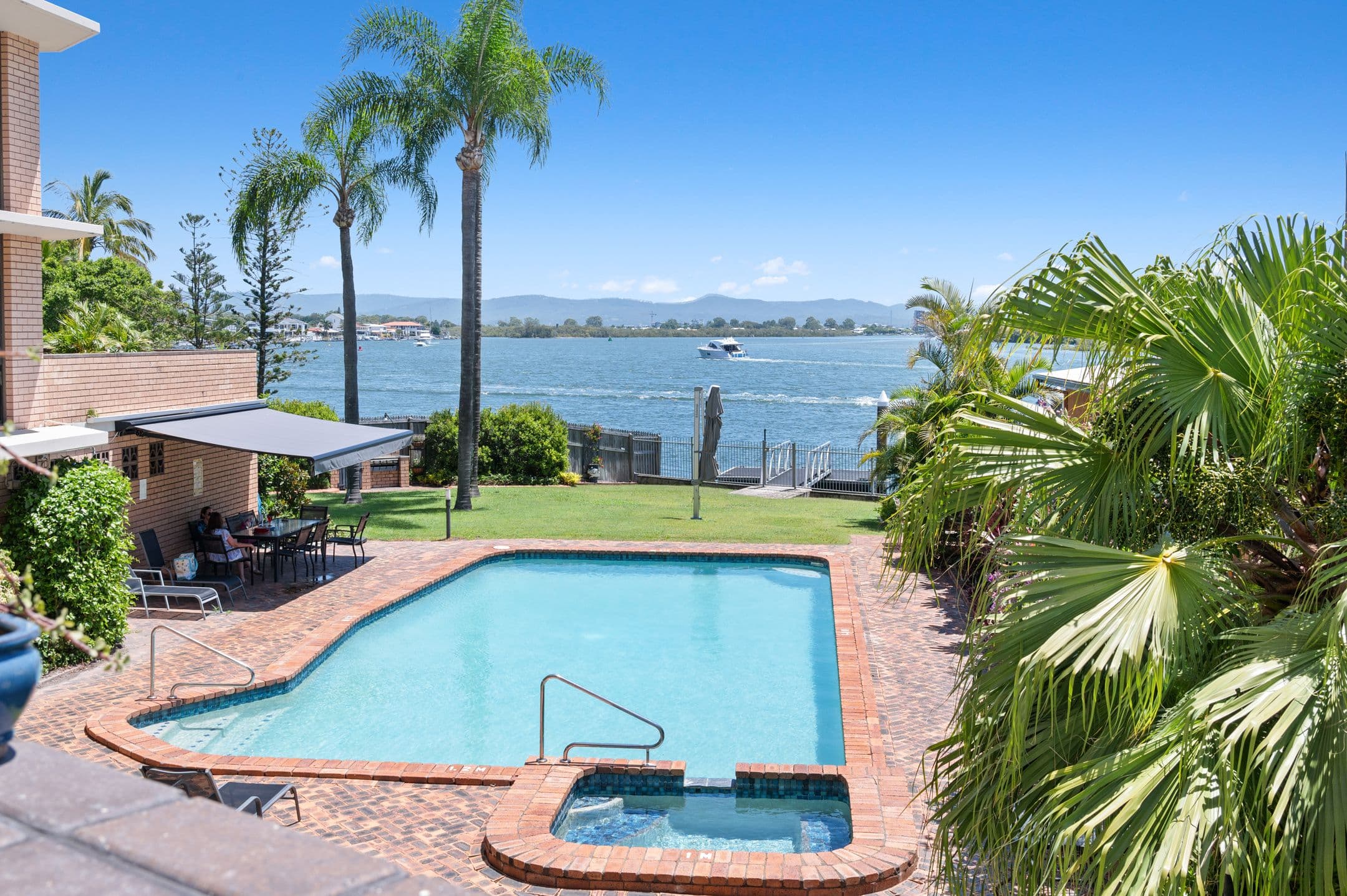 8 Paradise Parade, Paradise Point QLD 4216, Paradise Point - Thumbnail 4
