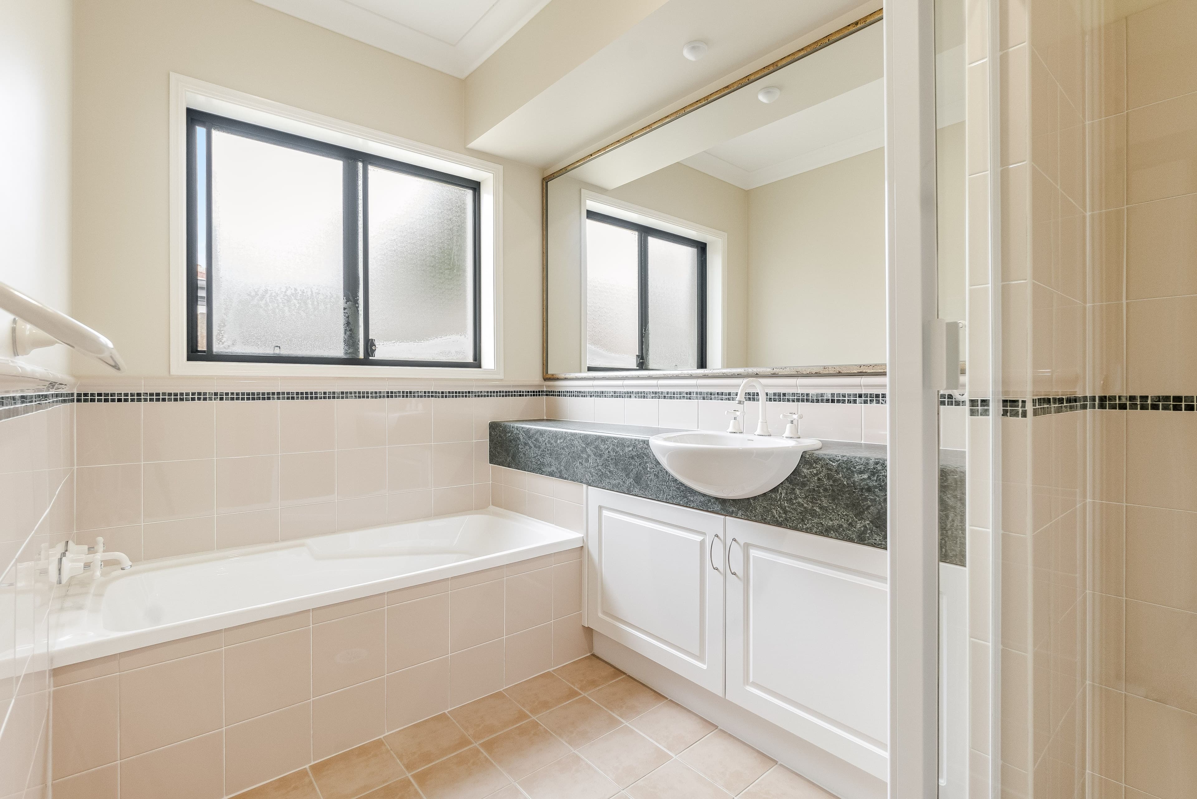 2/31 Oceania Court, Yamba NSW 2464, Yamba - Thumbnail 5