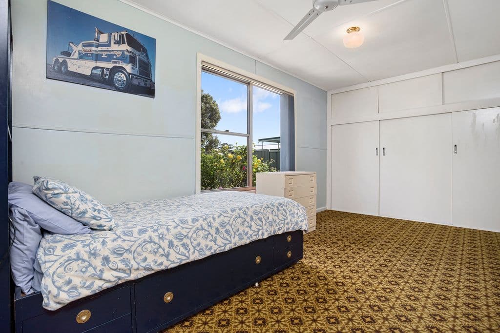 22-24 Fyfe Street, Hamilton VIC 3300, Hamilton - Thumbnail 6