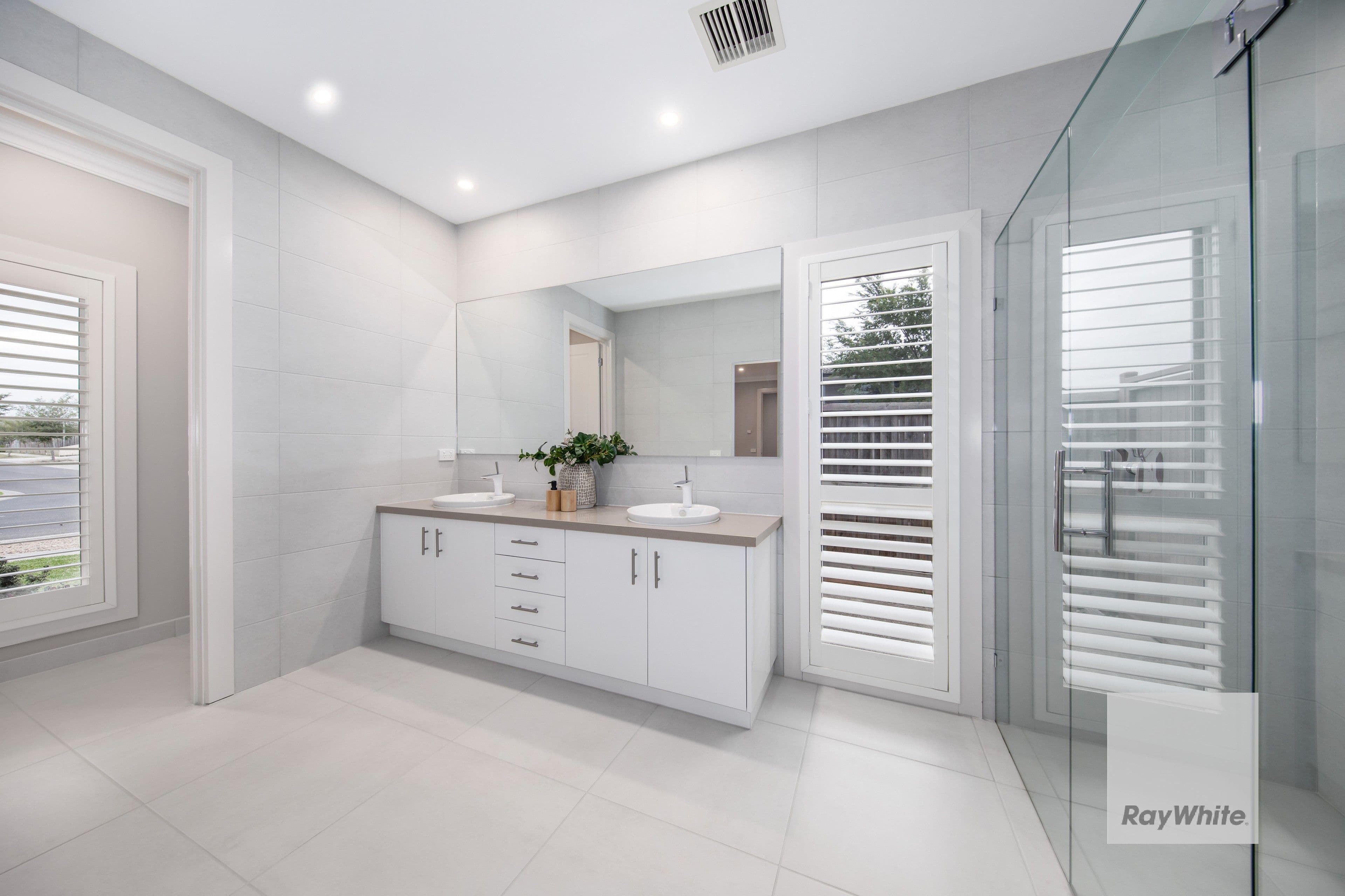 24 Cottesloe Parade, Taylors Hill VIC 3037, Taylors Hill - Thumbnail 6