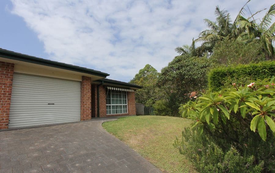 11 Lauren Close, Green Point NSW 2251, Green Point - Image 1