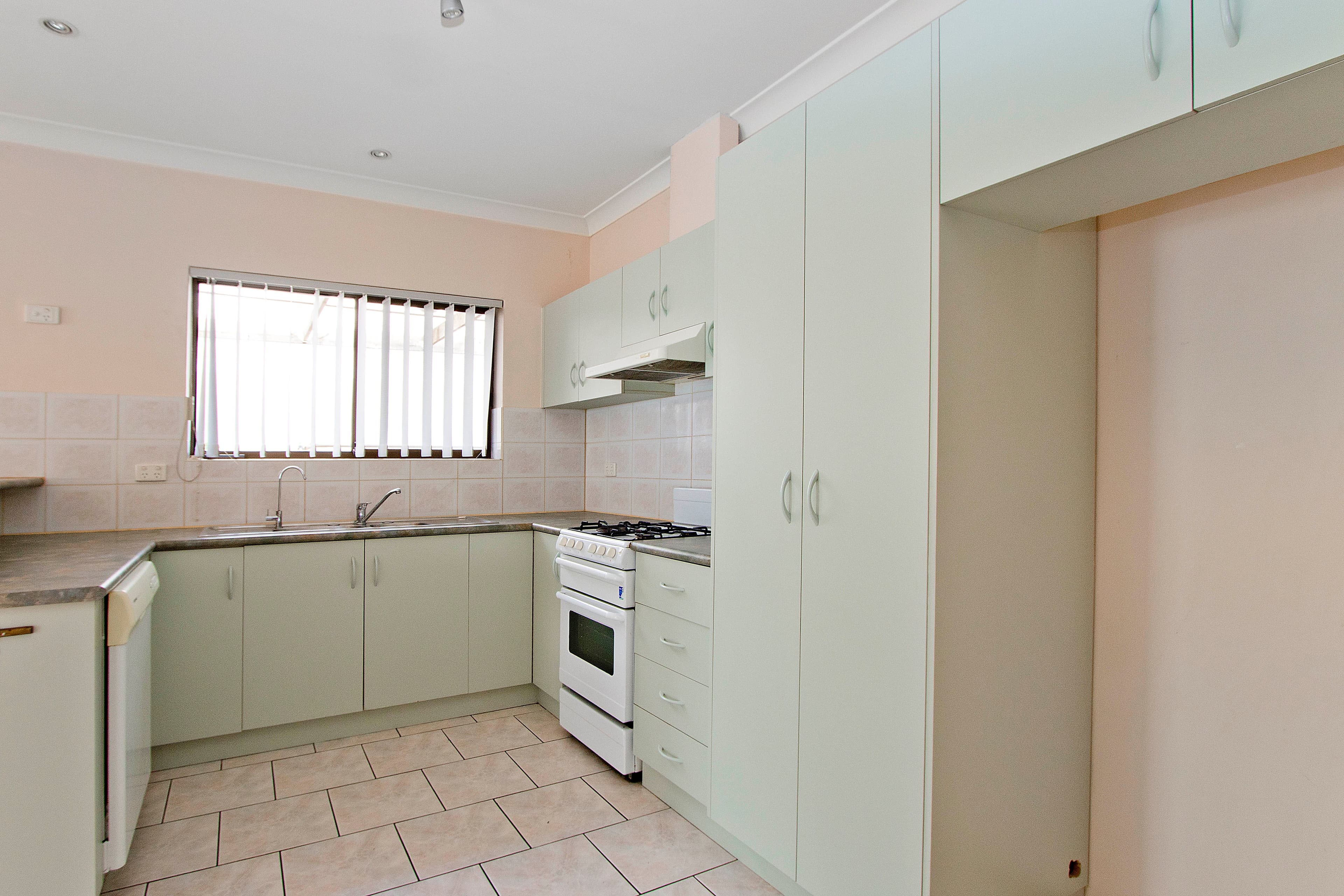 1b Lasscock Avenue, Findon SA 5023, Findon - Thumbnail 2