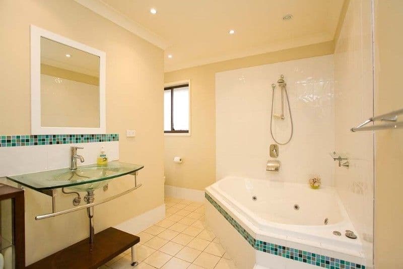 14 Ventura Street, UPPER MOUNT GRAVATT QLD 4122, Upper Mount Gravatt - Thumbnail 2