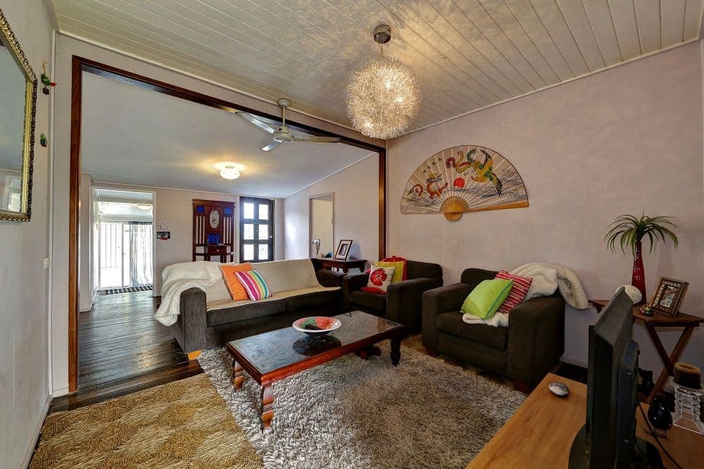 21 Grimwood Street, BUNDABERG WEST QLD 4670, Bundaberg West - Thumbnail 6