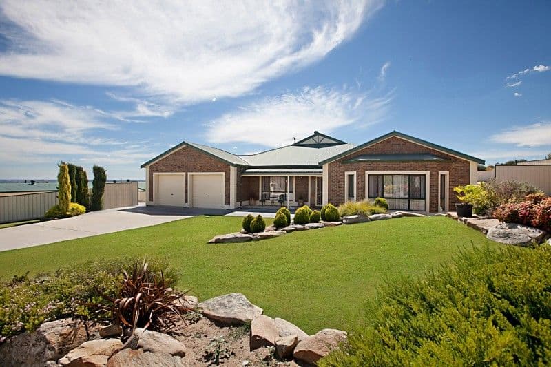 13 Beatrix Drive, CRAIGMORE SA 5114, Craigmore - Image 1
