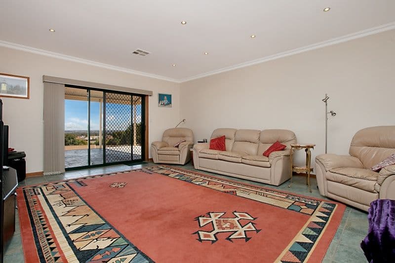 13 Beatrix Drive, CRAIGMORE SA 5114, Craigmore - Thumbnail 4