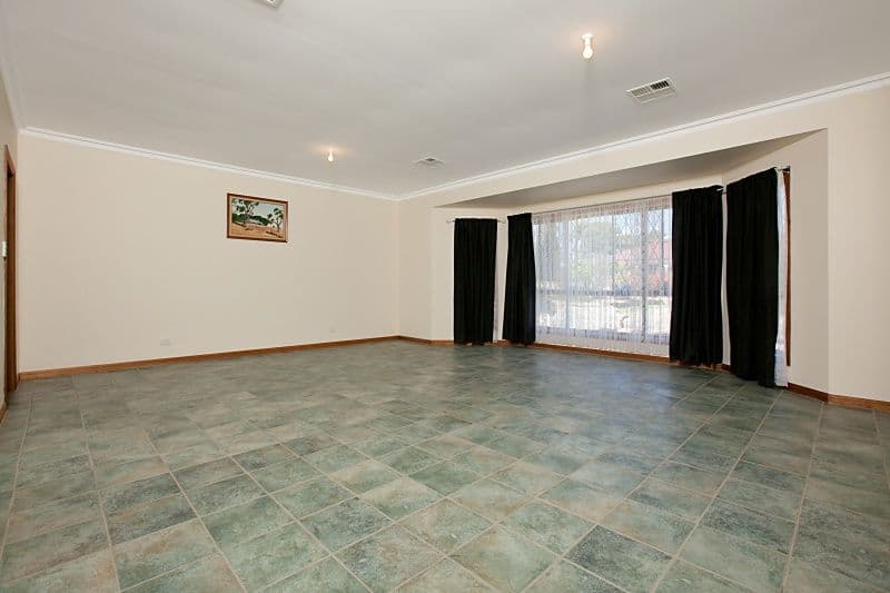 13 Beatrix Drive, CRAIGMORE SA 5114, Craigmore - Thumbnail 6