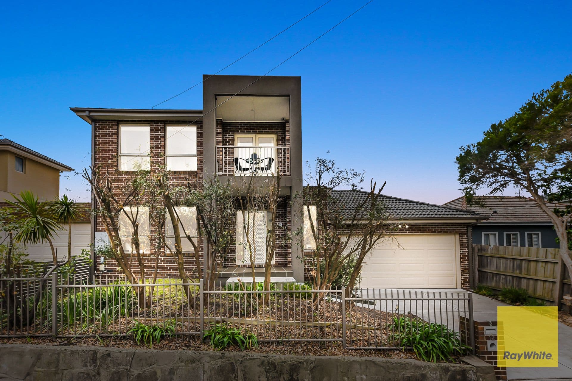12 Ashleigh Avenue, Frankston VIC 3199, Frankston - Thumbnail 2