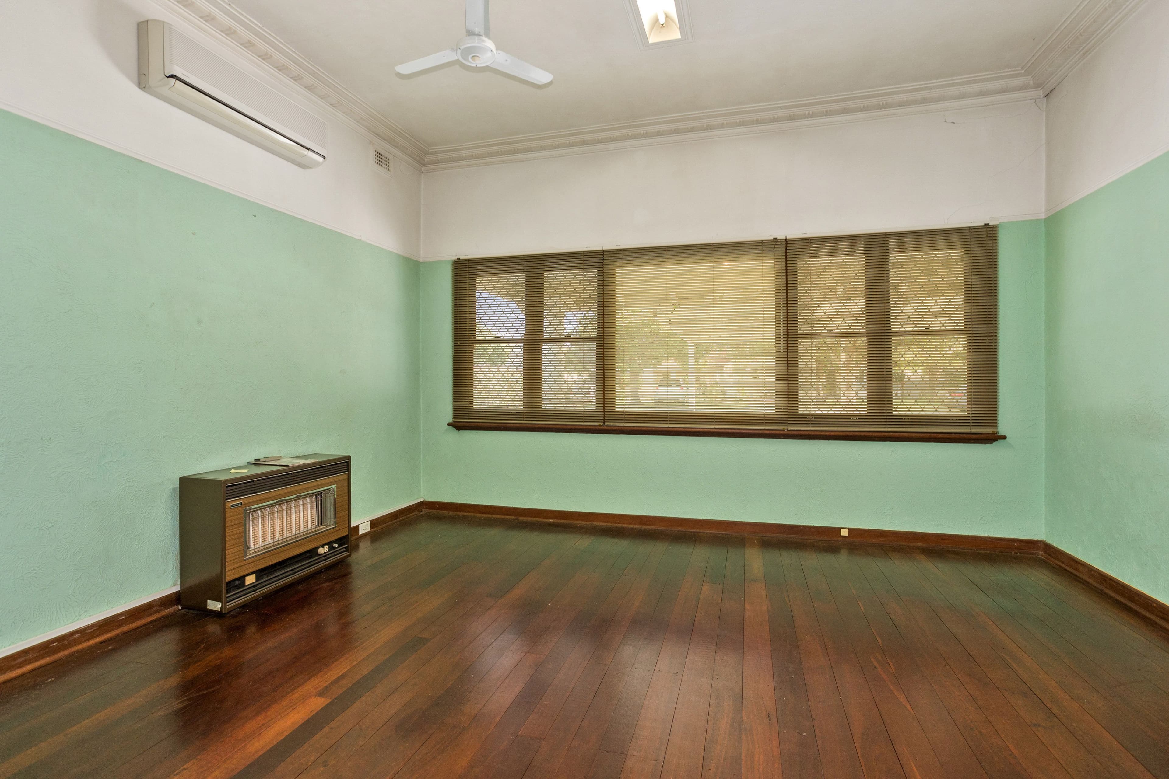 12 Lamb Avenue, Bentley WA 6102, Bentley - Thumbnail 8