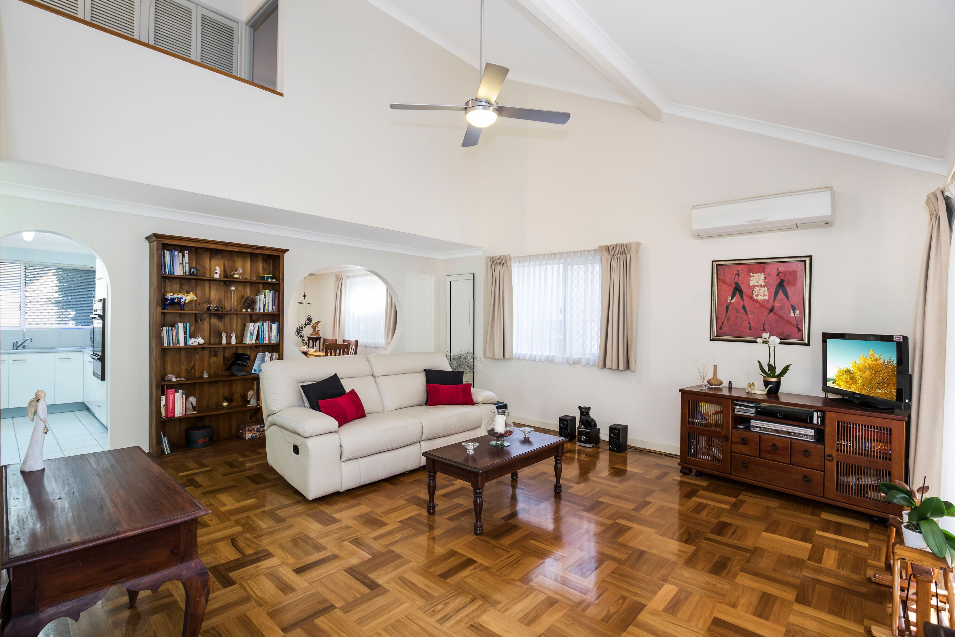 43 Norfolk Street, Coorparoo QLD 4151, Coorparoo - Thumbnail 2