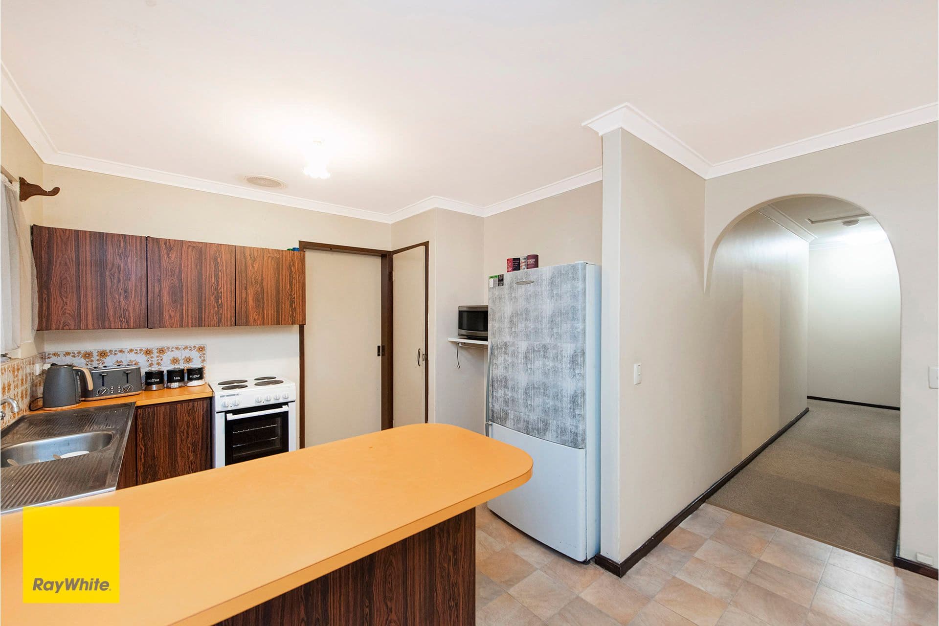 6 Wordsworth Avenue, Gooseberry Hill WA 6076, Gooseberry Hill - Thumbnail 4