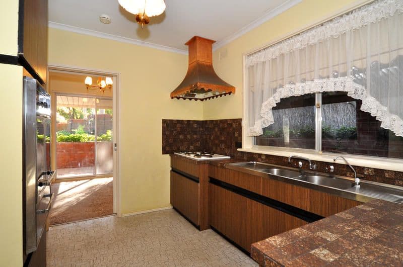 31 Justine Street, FLAGSTAFF HILL SA 5159, Flagstaff Hill - Thumbnail 3