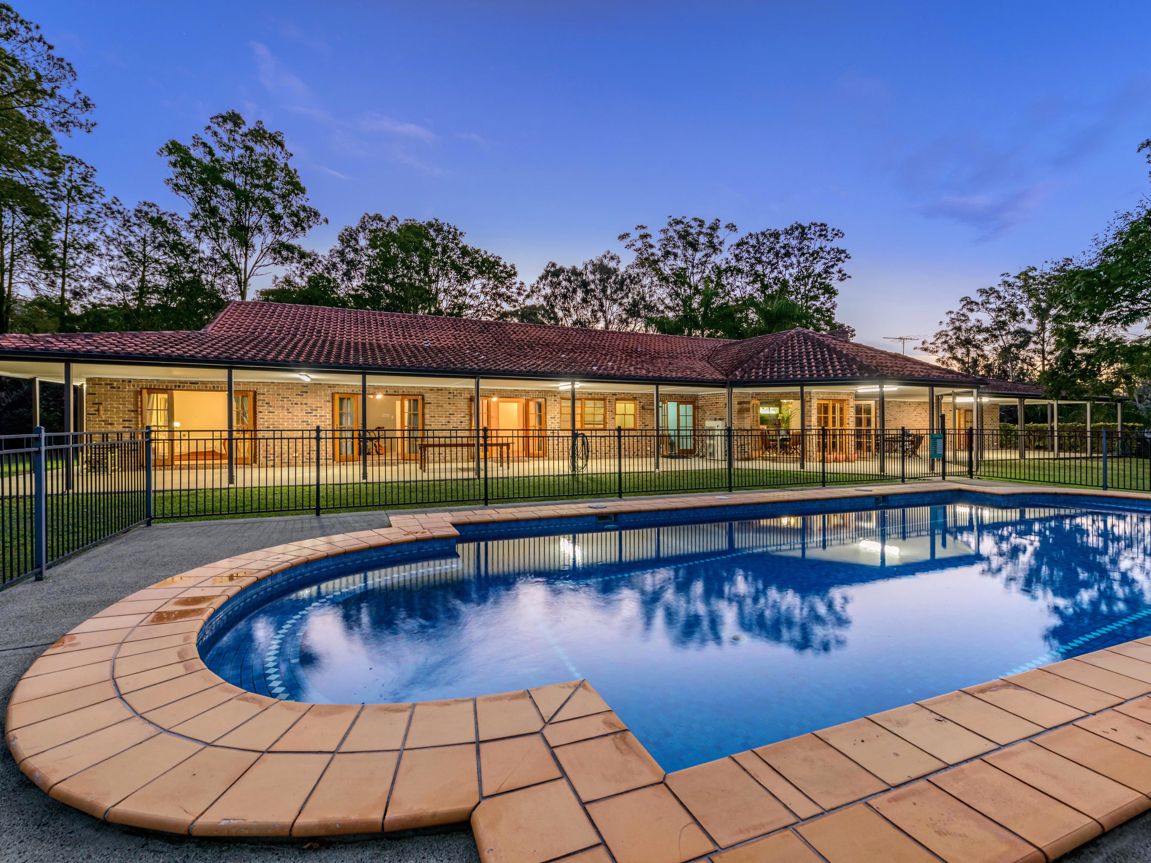 104 Idonia Street, Bridgeman Downs QLD 4035, Bridgeman Downs - Thumbnail 5