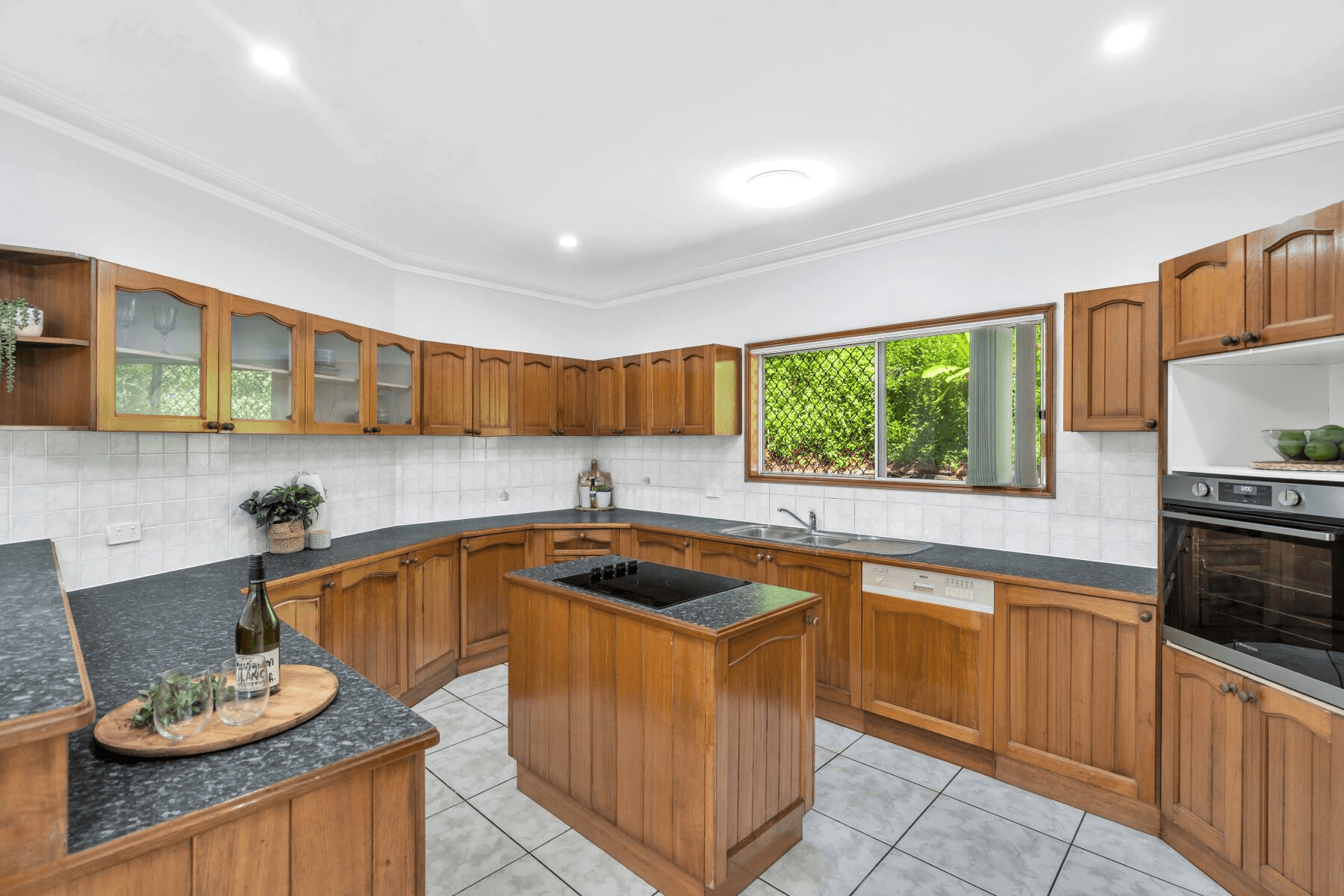 37 Brinsmead Terrace, Brinsmead QLD 4870, Brinsmead - Thumbnail 4