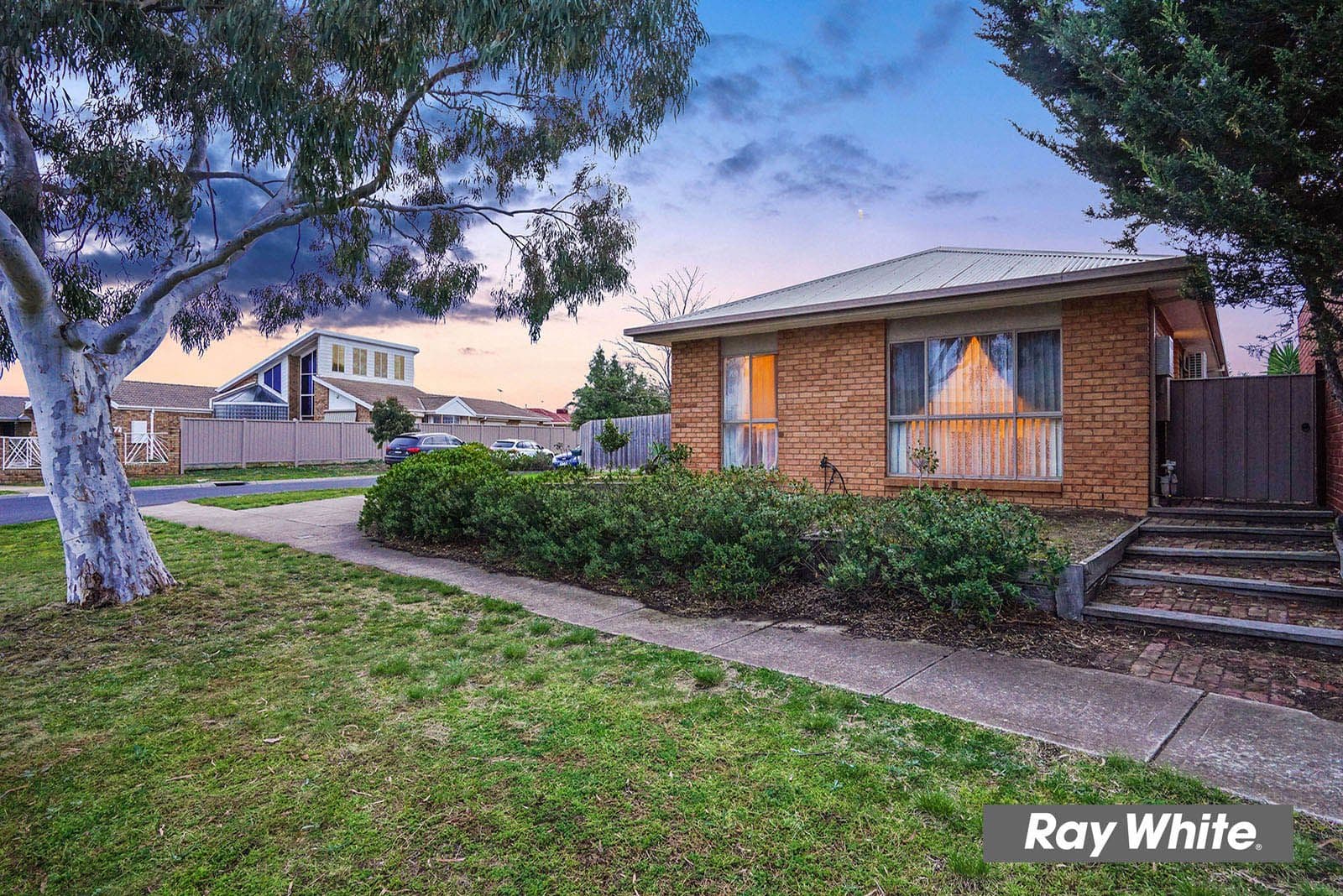 63 Deloraine Drive, Hoppers Crossing VIC 3029, Hoppers Crossing - Thumbnail 2