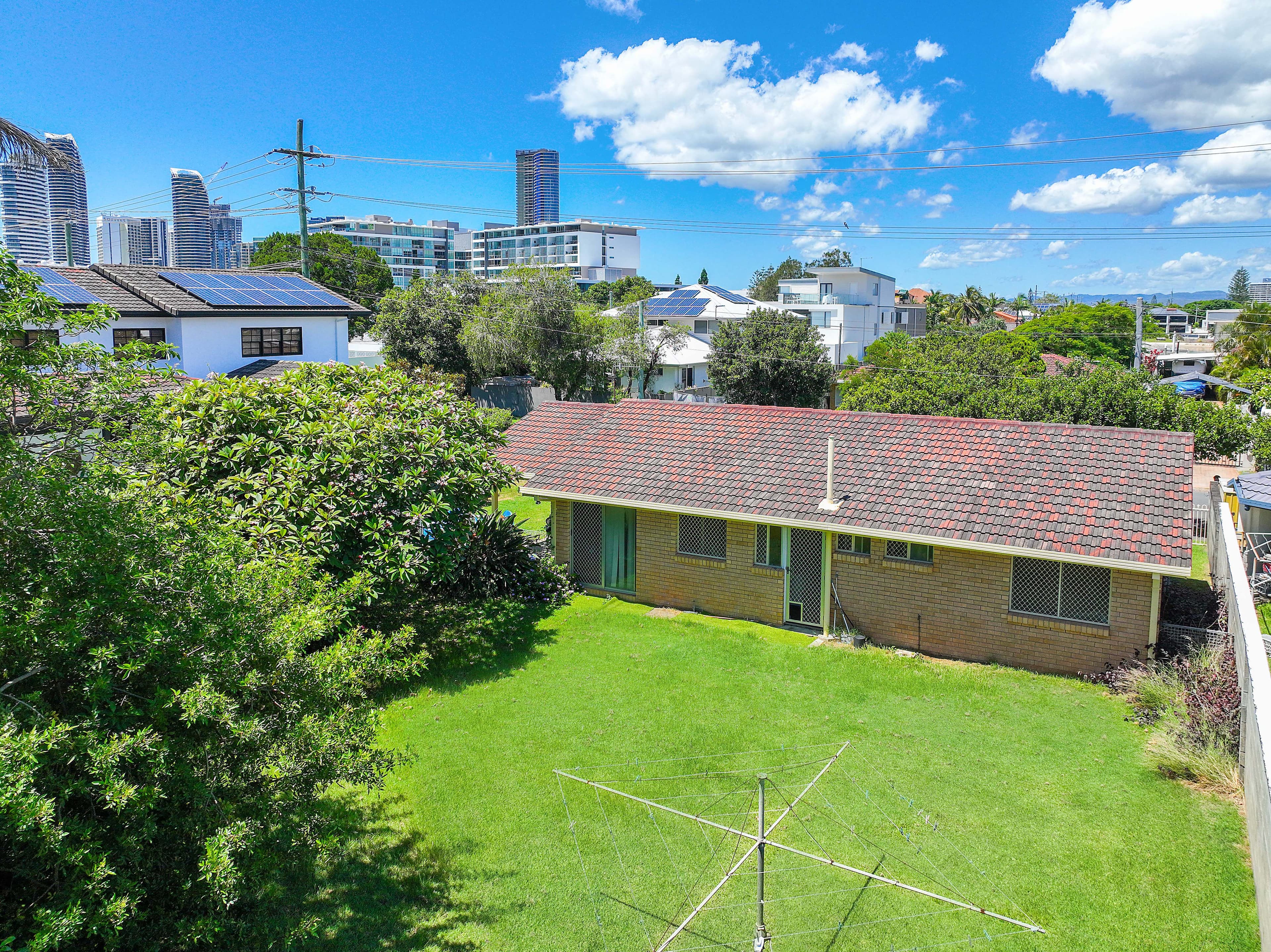 54 Allambi Avenue, Broadbeach Waters QLD 4218, Broadbeach Waters - Thumbnail 3