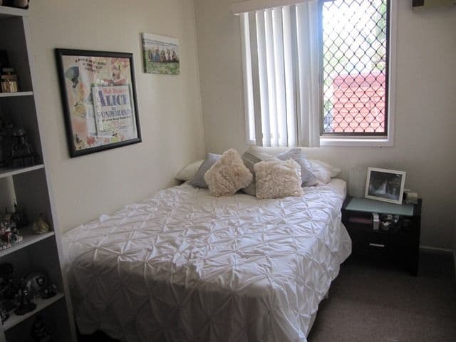 1 CUMBERLAND Avenue, SLADE POINT QLD 4740, Slade Point - Thumbnail 6