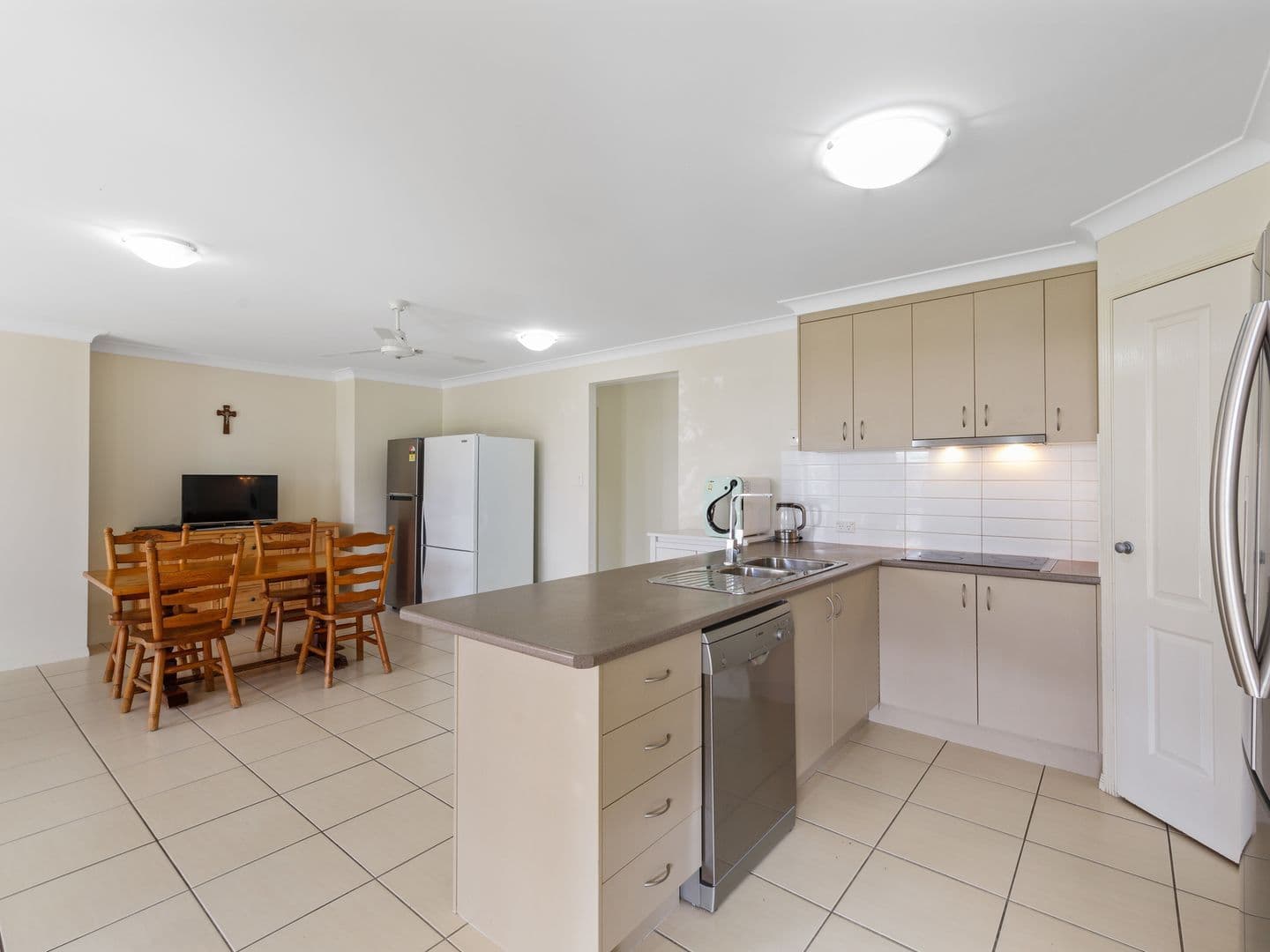 47 Burns Circuit, Augustine Heights QLD 4300, Augustine Heights - Thumbnail 4