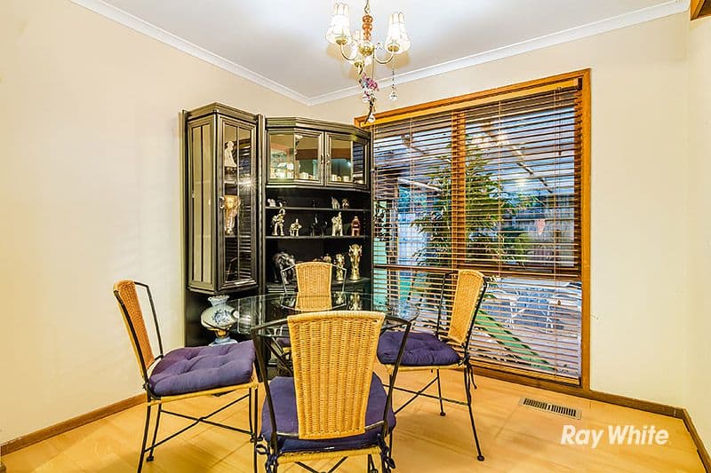 5 Beth Court, Hampton Park VIC 3976, Hampton Park - Thumbnail 3