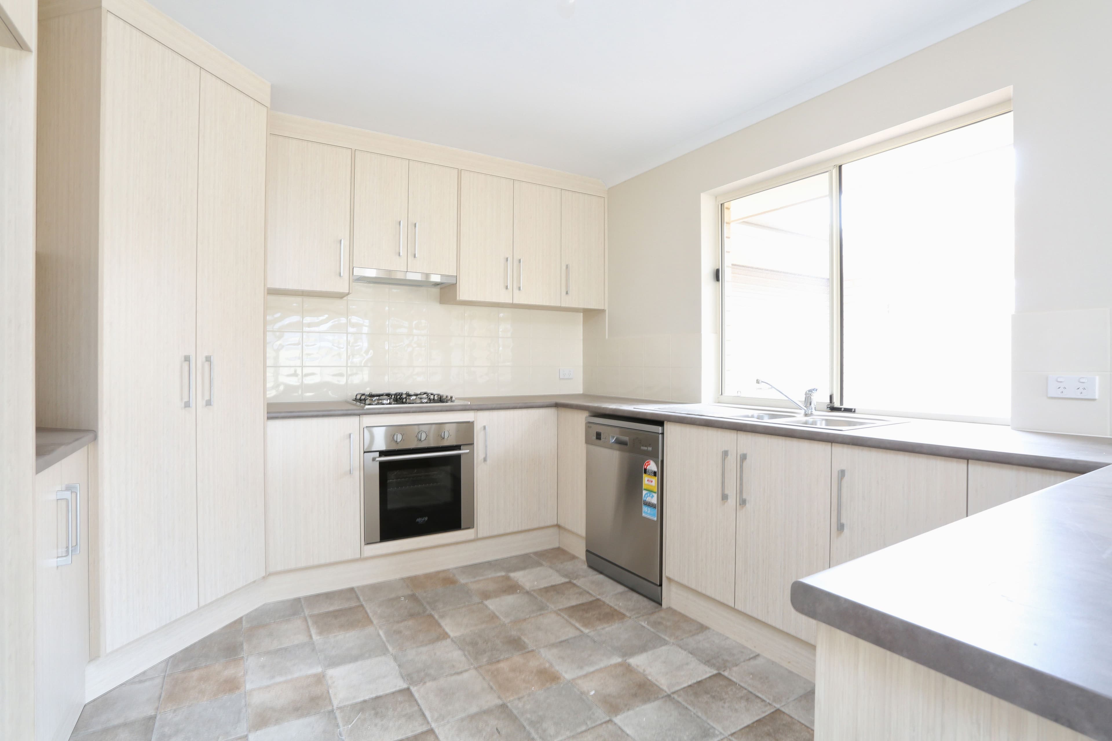 9 Chelsea Court, Munno Para West SA 5115, Munno Para West - Thumbnail 2