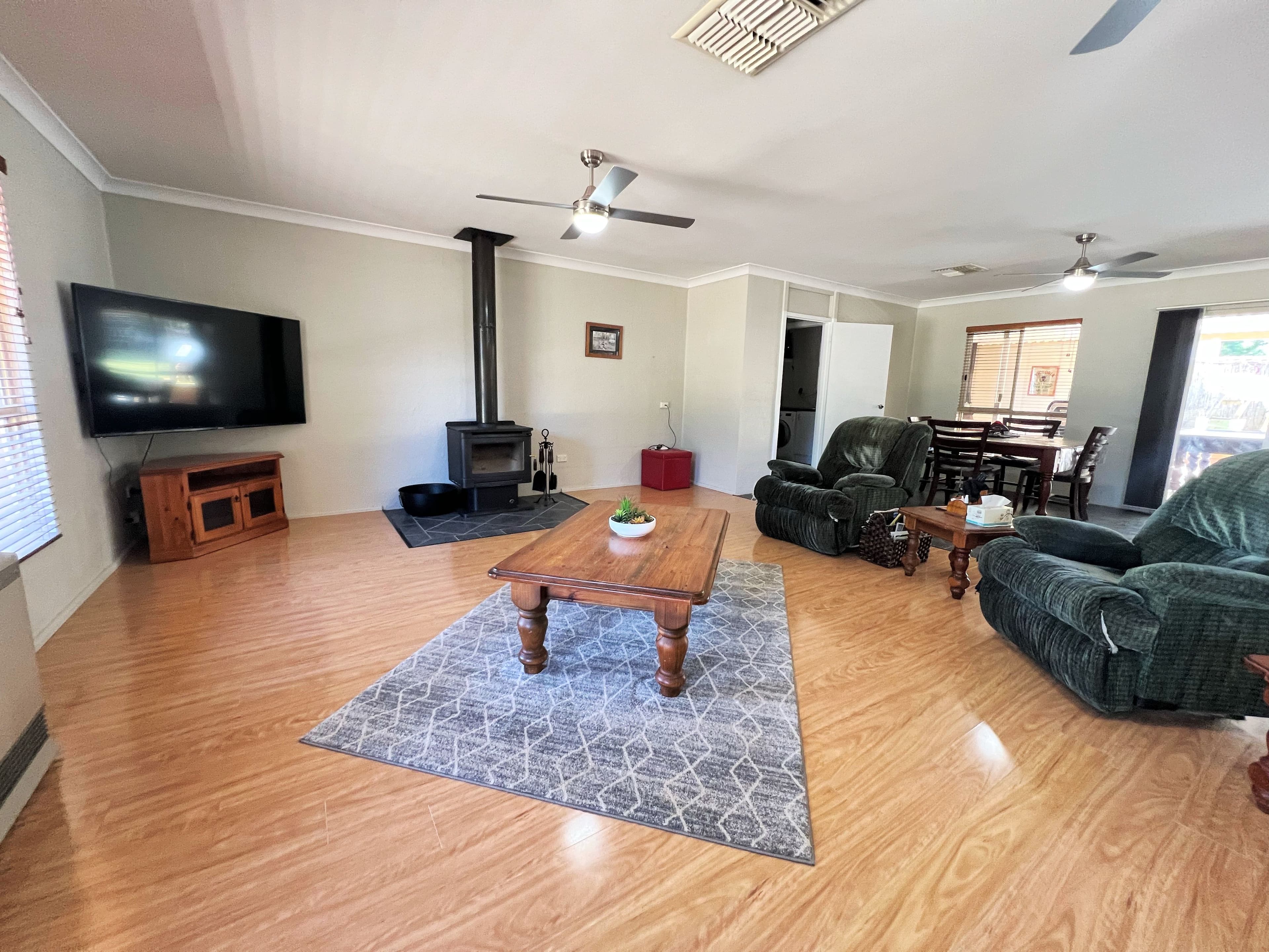 6 Windsor Street, Forbes NSW 2871, Forbes - Thumbnail 2