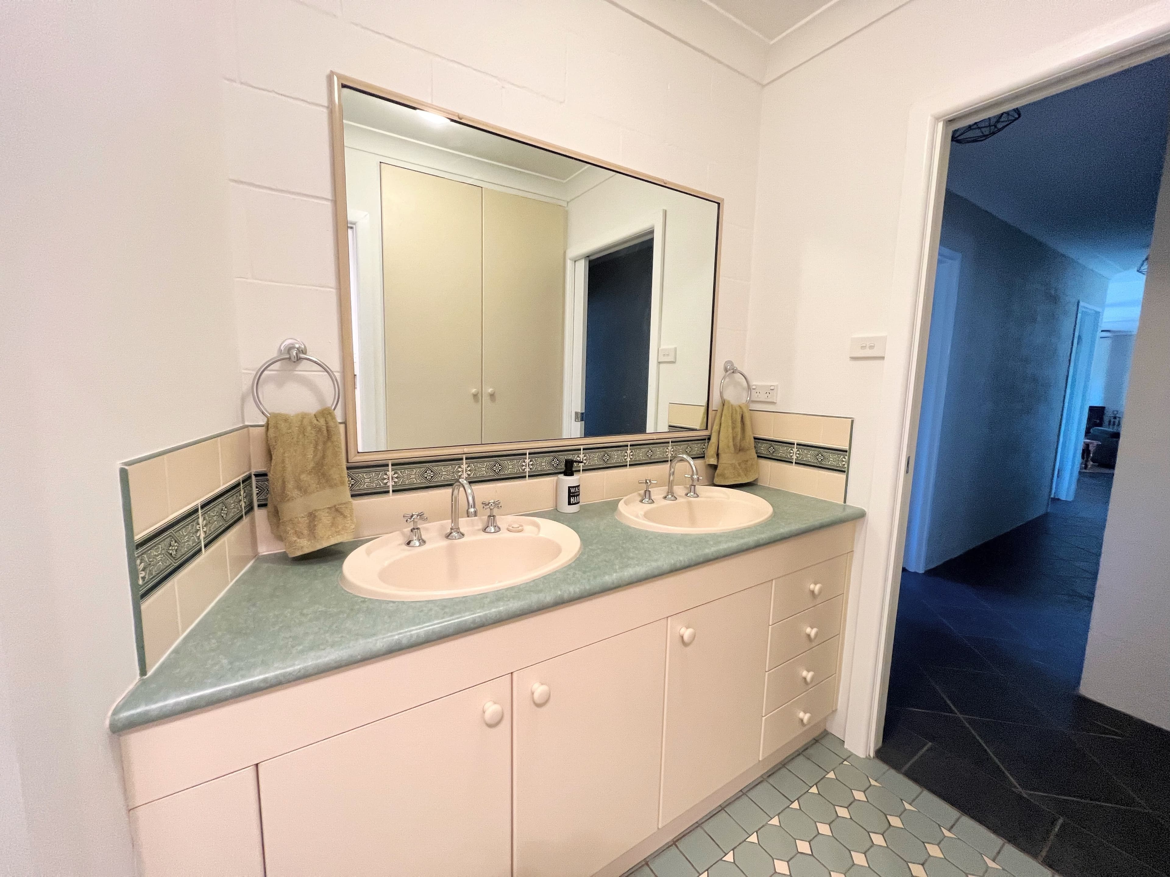 6 Windsor Street, Forbes NSW 2871, Forbes - Thumbnail 7