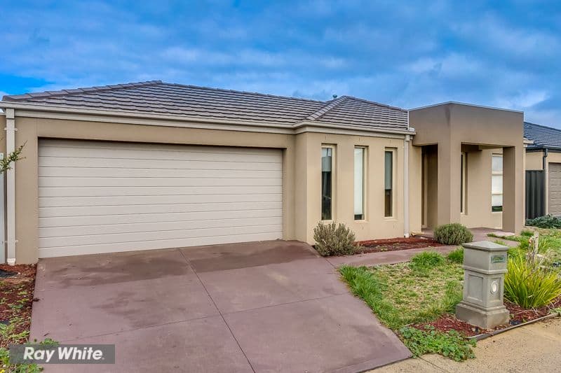 10 Lamington Drive, Tarneit VIC 3029, Tarneit - Image 1