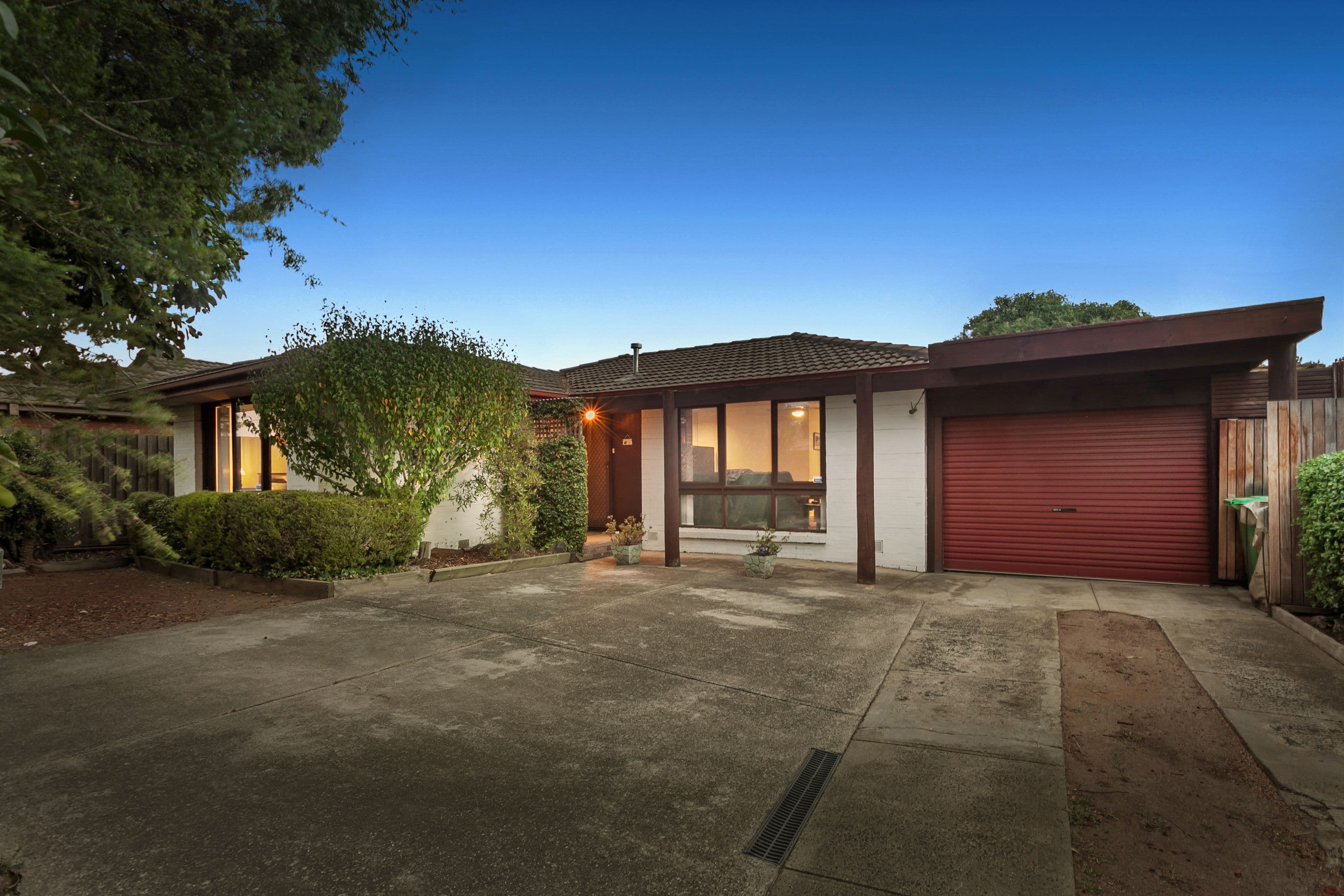 51 LANDSCAPE Drive, Mooroolbark, Mooroolbark - Image 1