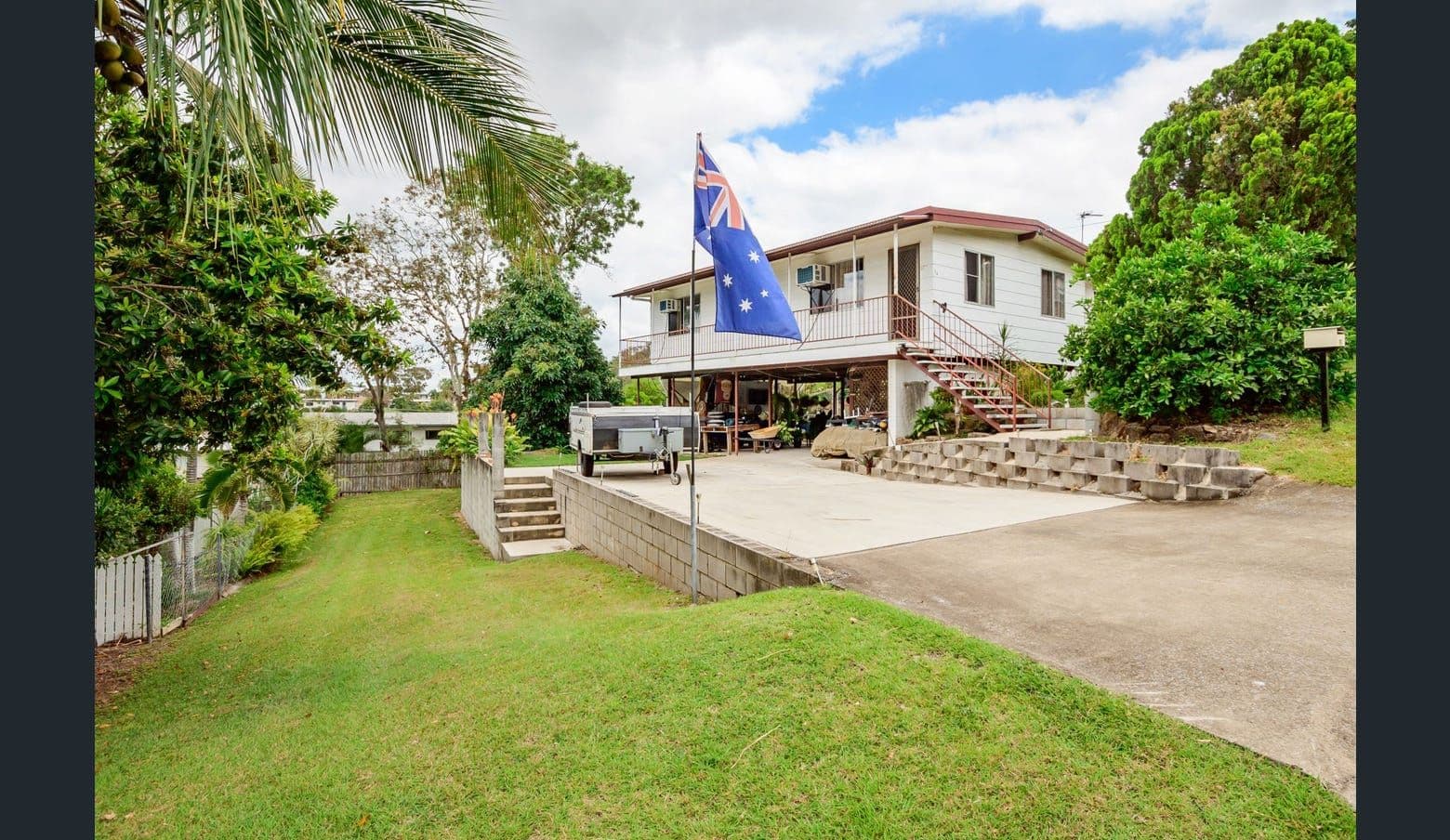 16 Wilga Street, Kin Kora QLD 4680, Kin Kora - Thumbnail 2