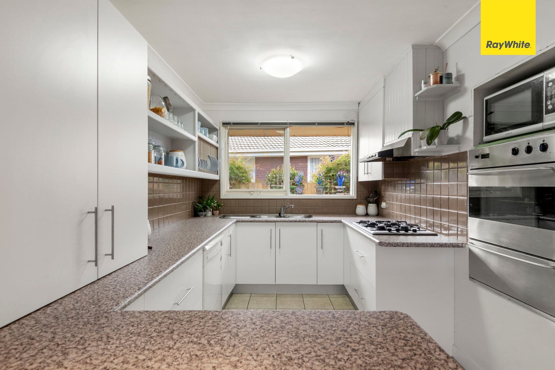 66 Marina Drive, Melton VIC 3337, Melton - Thumbnail 4
