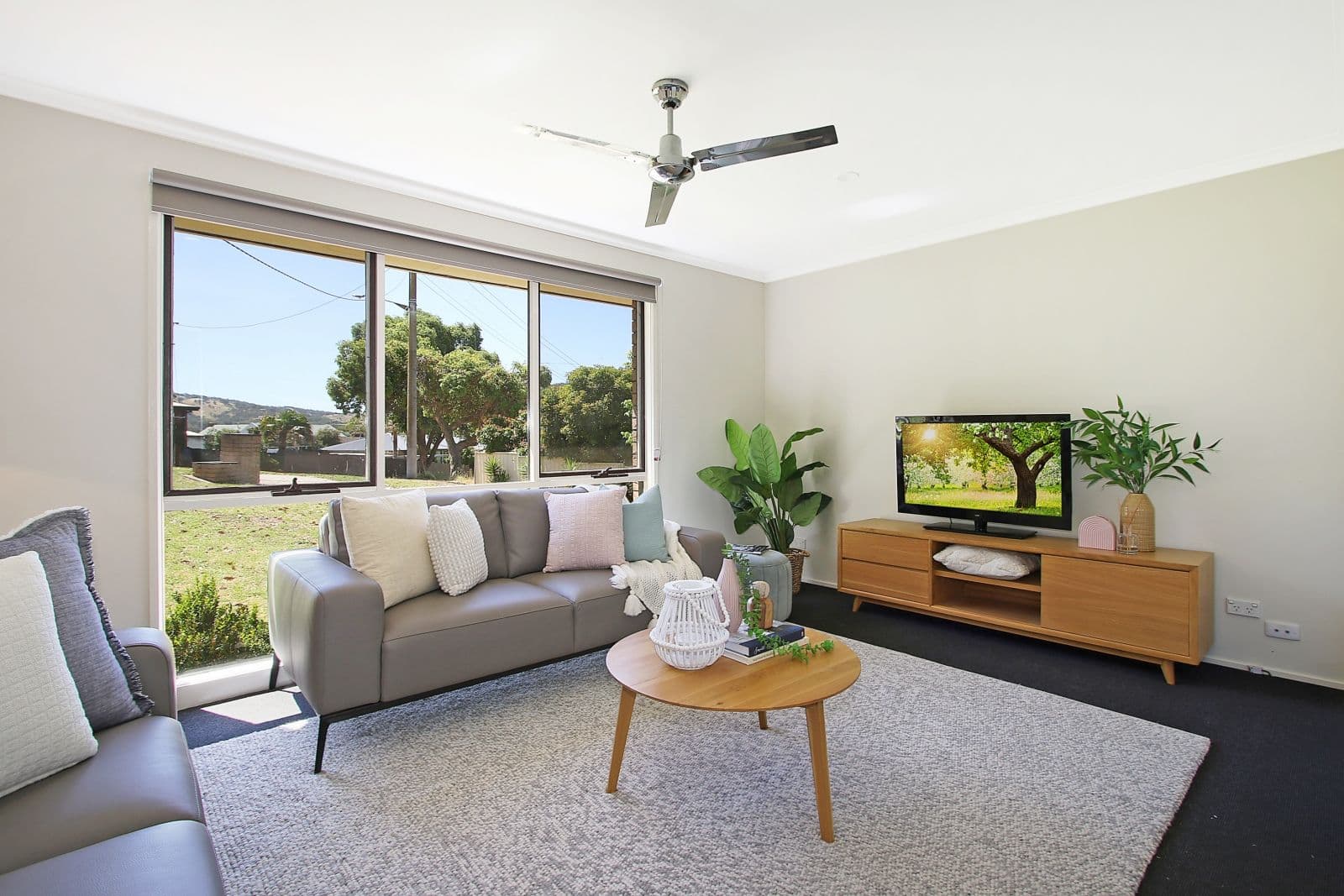 520 Munro Street, Hamilton Valley NSW 2641, Hamilton Valley - Thumbnail 2