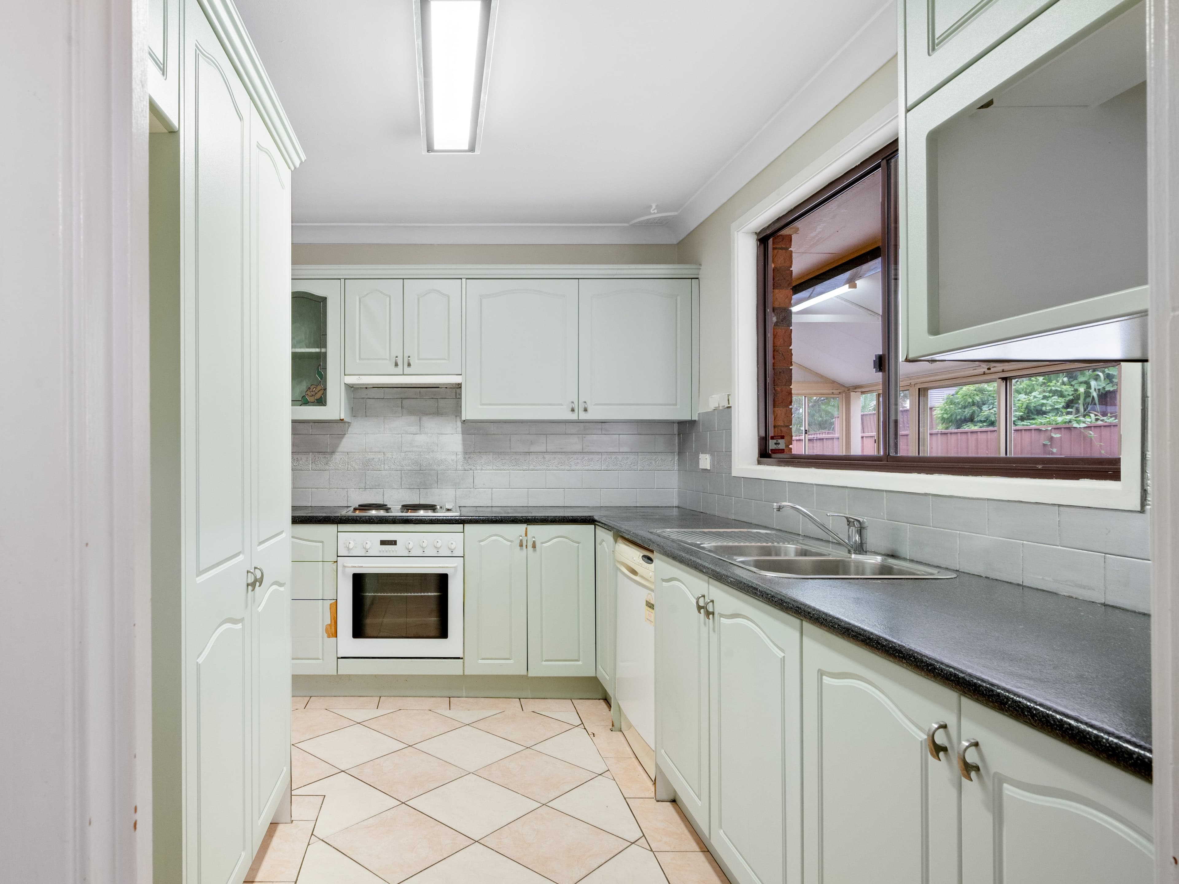 12 Sunderland Drive, Raby NSW 2566, Raby - Thumbnail 5