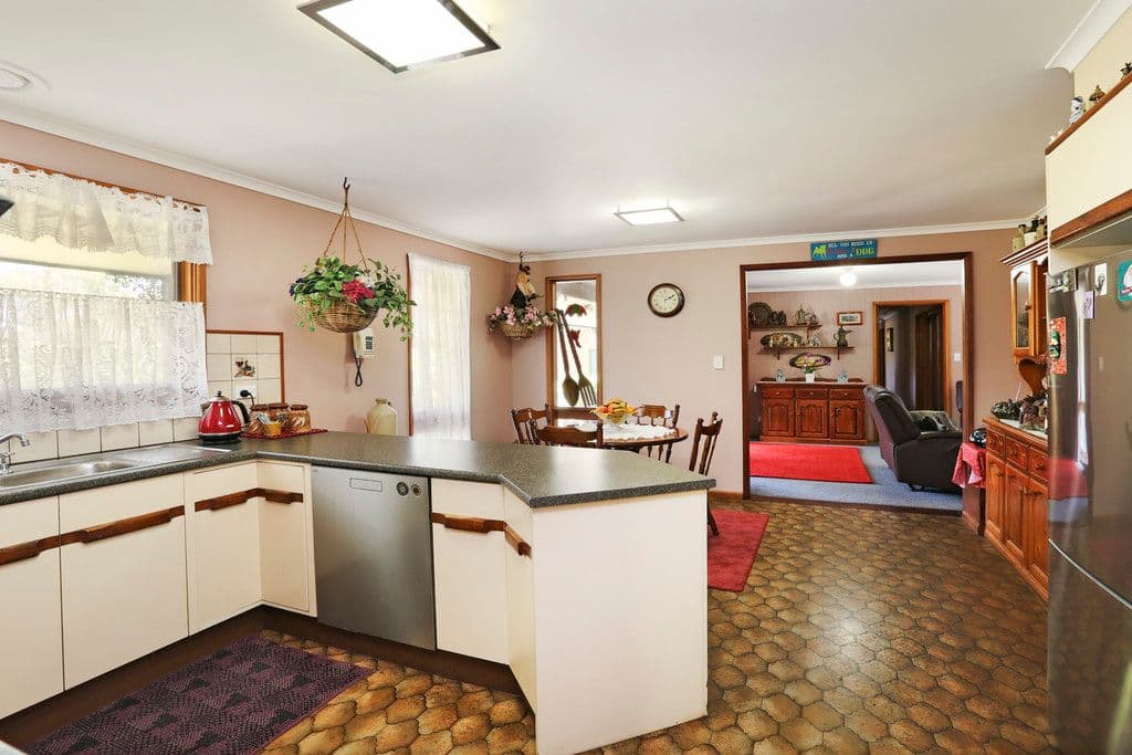 35 Bath Street, Lara VIC 3212, Lara - Thumbnail 5