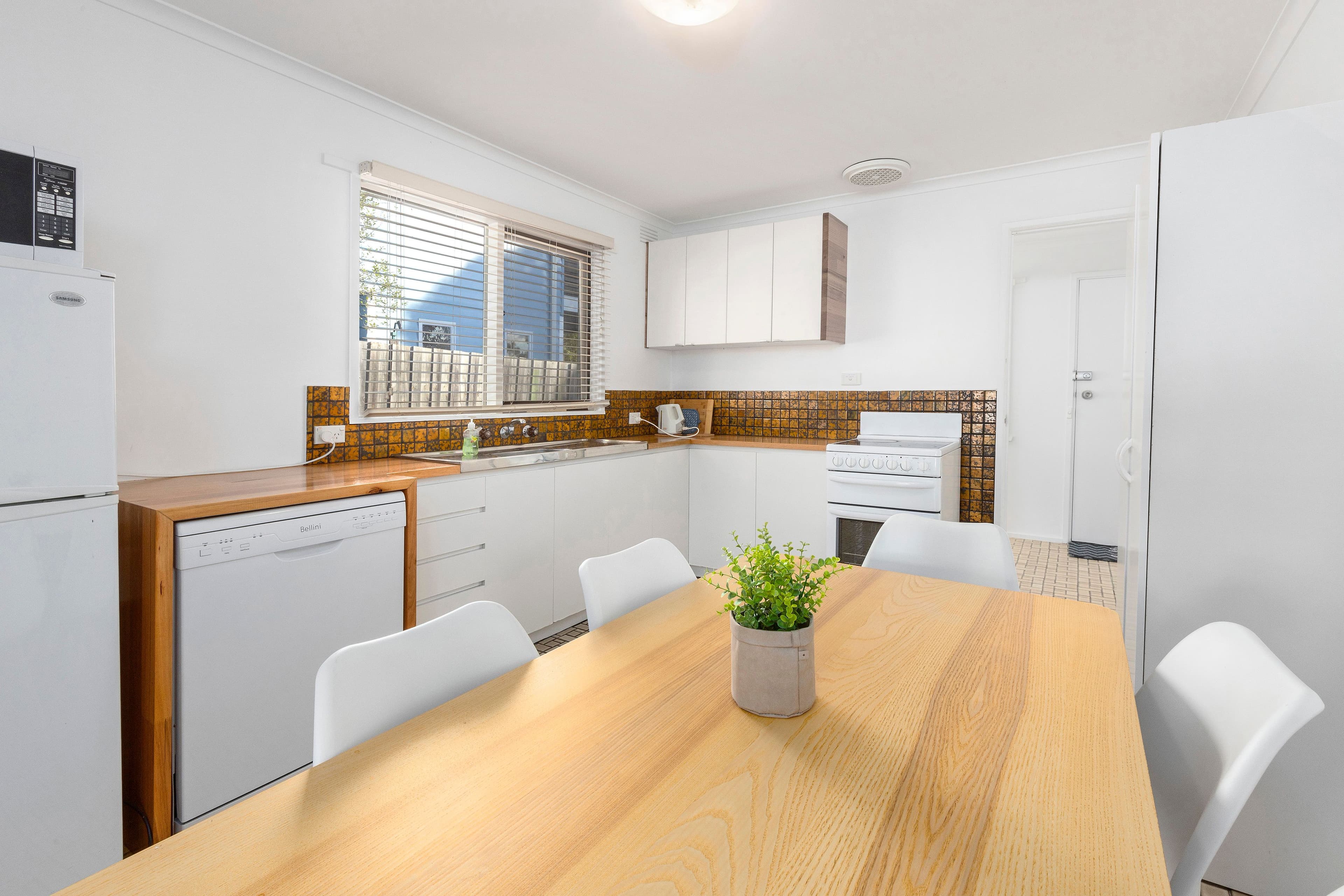 66 Seventh Avenue, Rosebud VIC 3939, Rosebud - Thumbnail 2