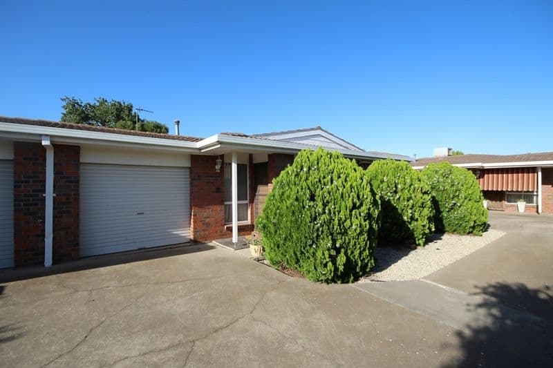 10 Robinson Street, Horsham VIC 3400, Horsham - Image 1