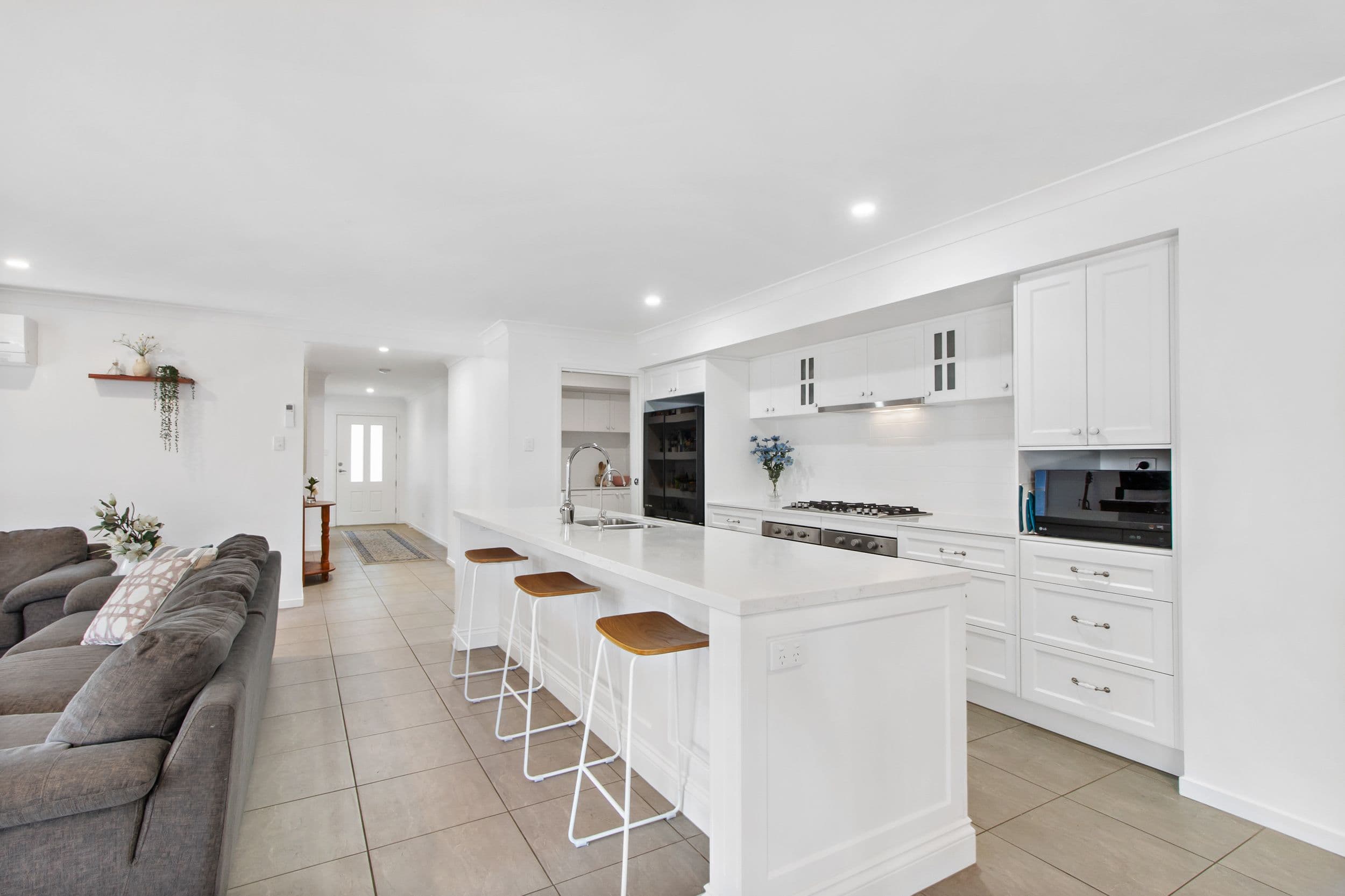20 Corbould Court, Jacobs Well QLD 4208, Jacobs Well - Thumbnail 3