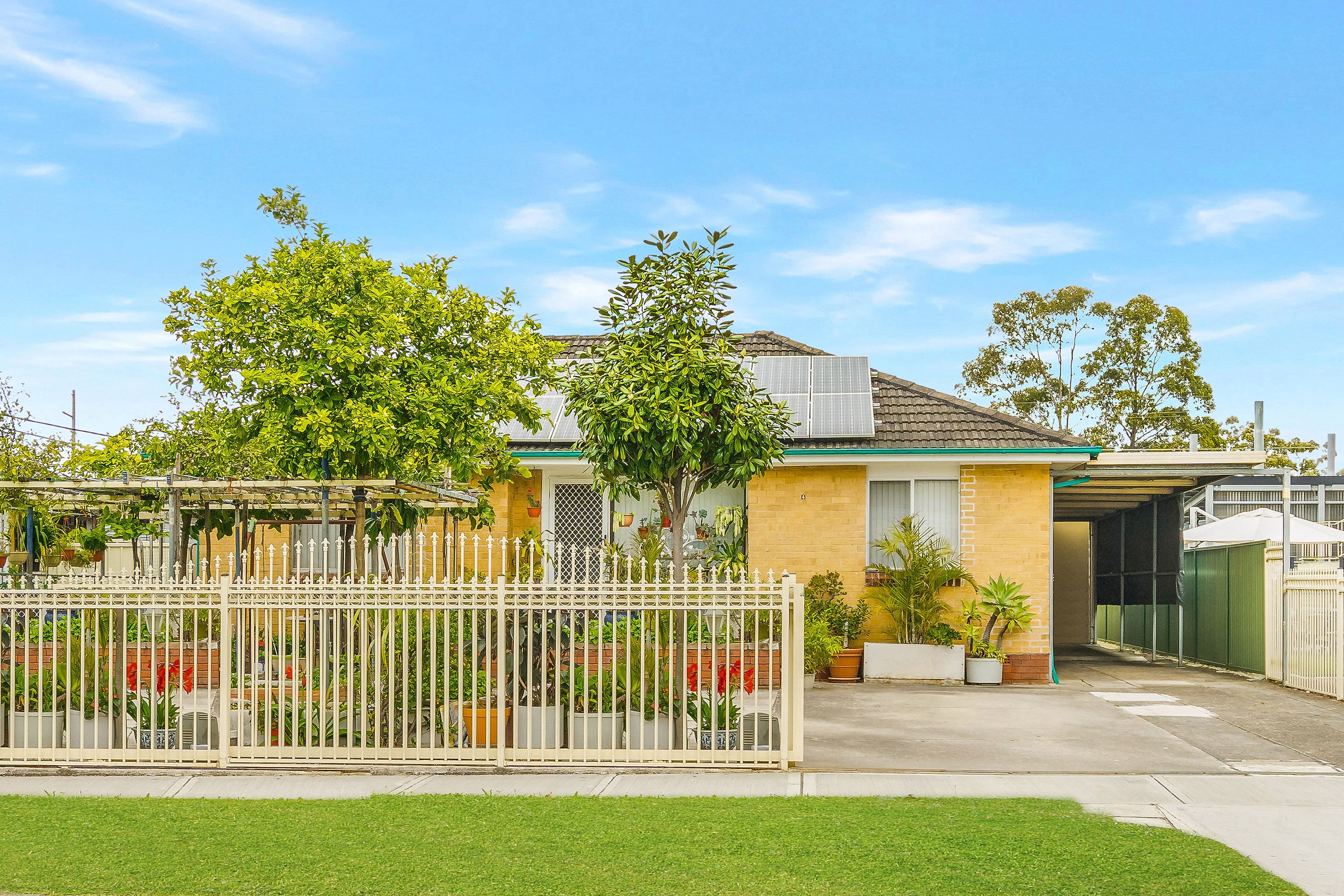 4 Willan Drive, Cartwright NSW 2168, Cartwright - Thumbnail 2